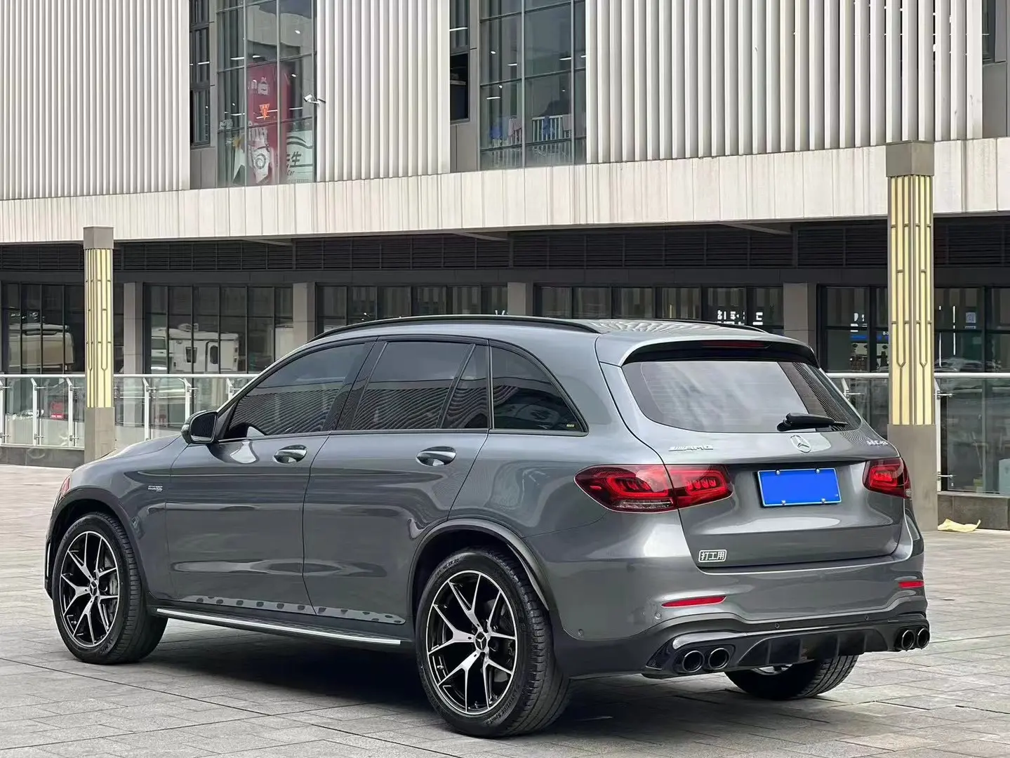 Mercedes-Benz GLC AMG