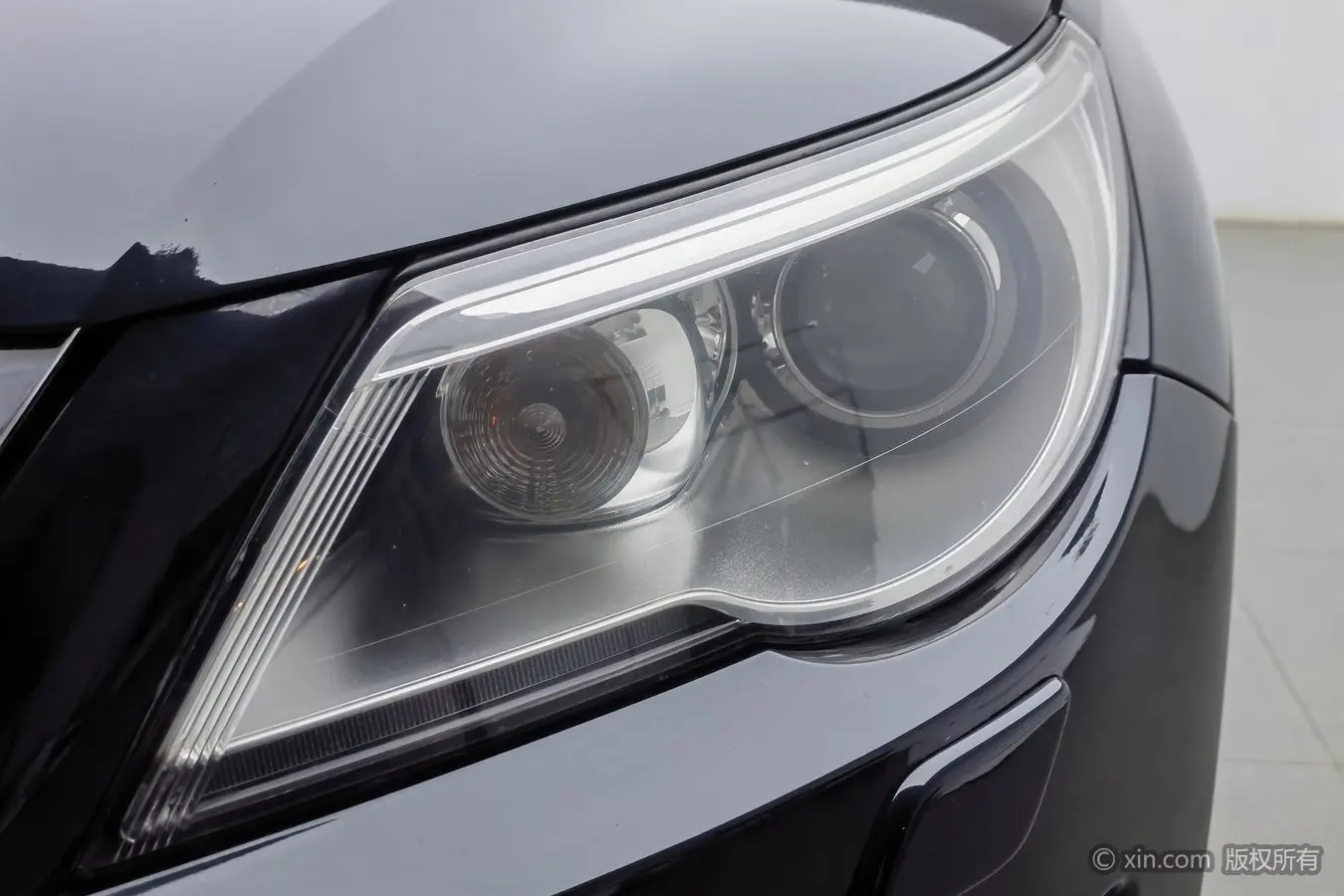 Volkswagen Tiguan (Tharu)