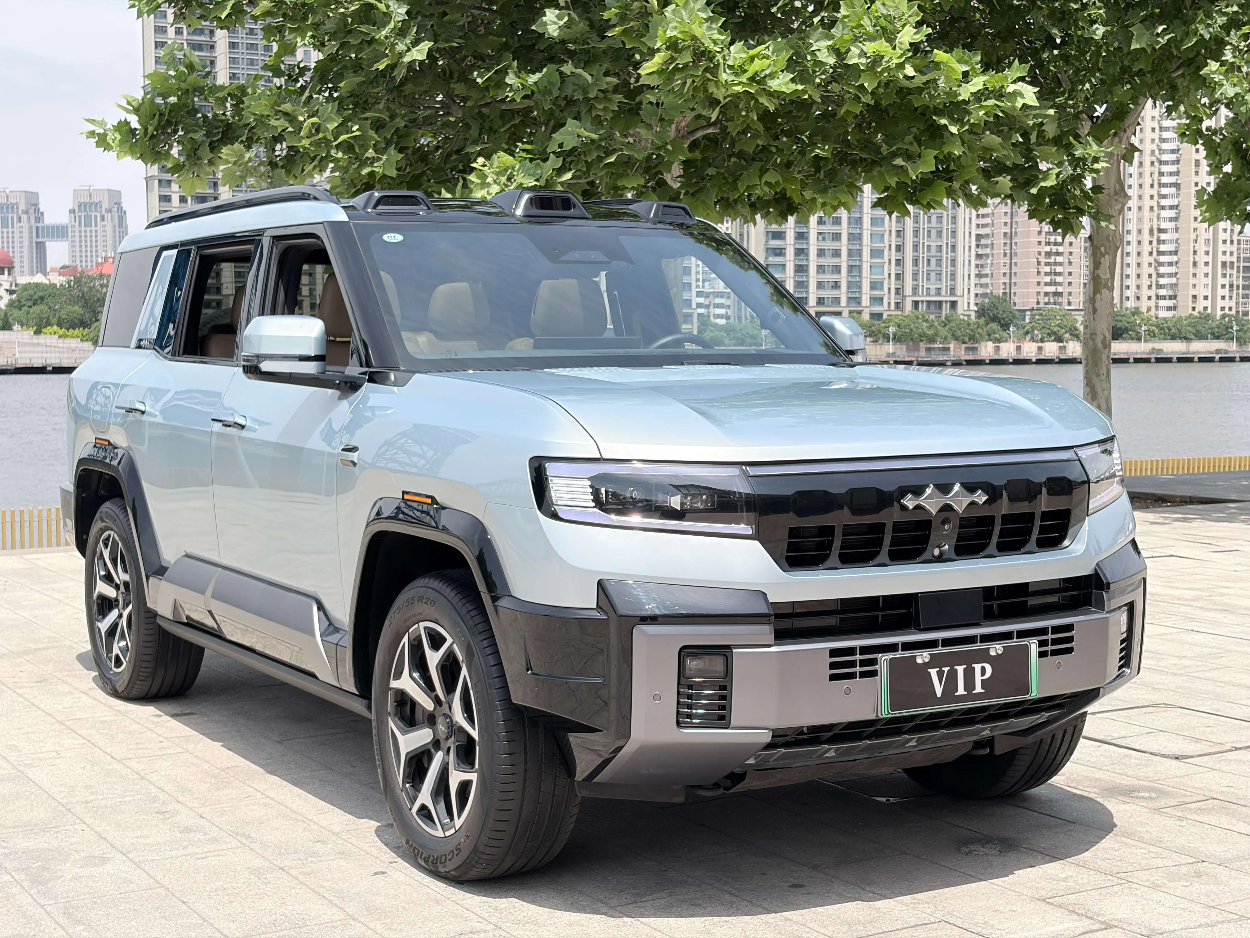 BYD Leopard Leopard 8
