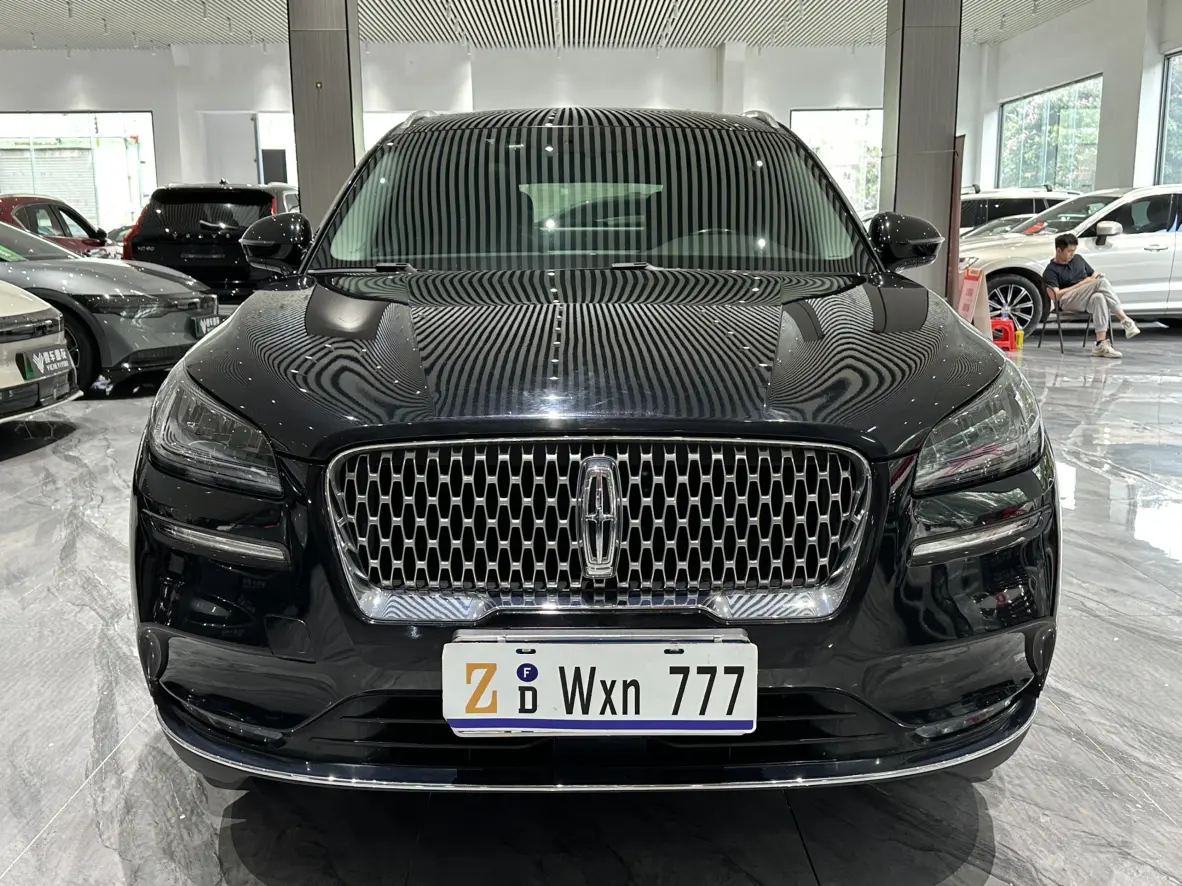 Lincoln Adventurer