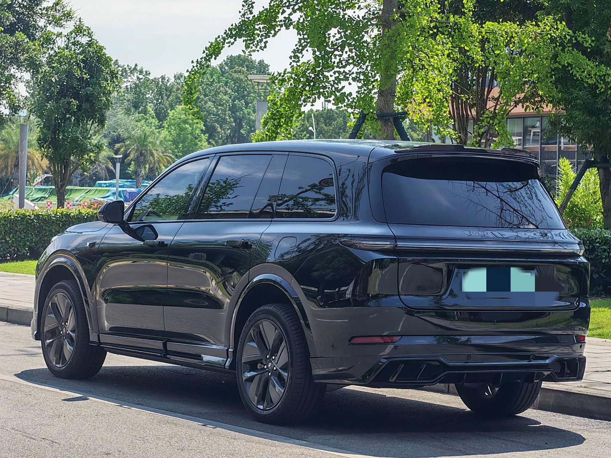 Lixiang L9