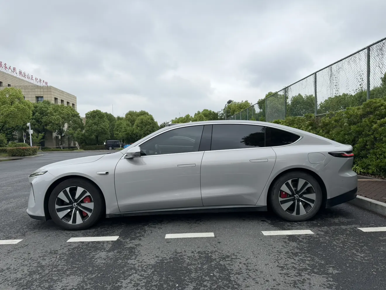 NIO ET7