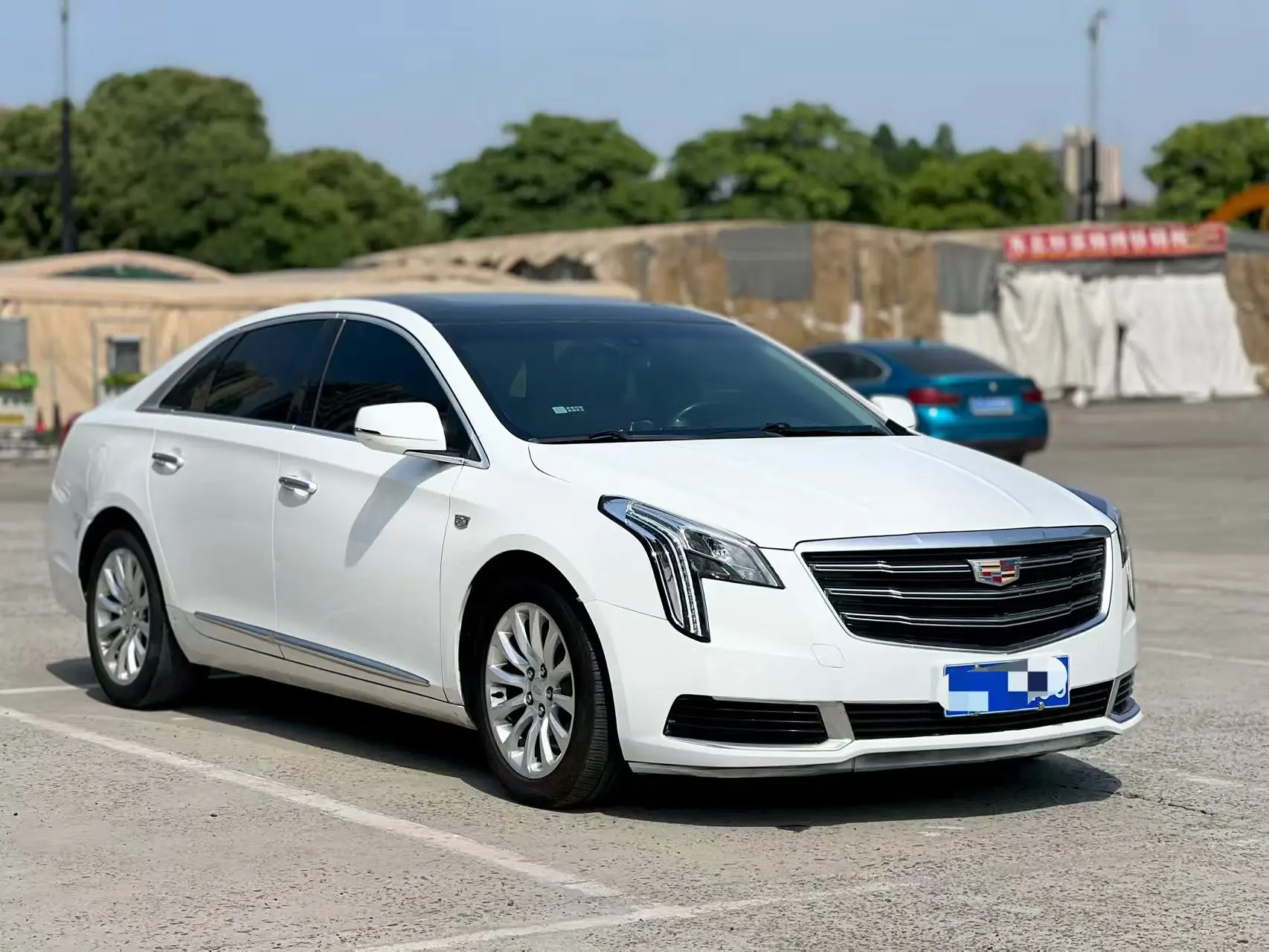 Cadillac XTS