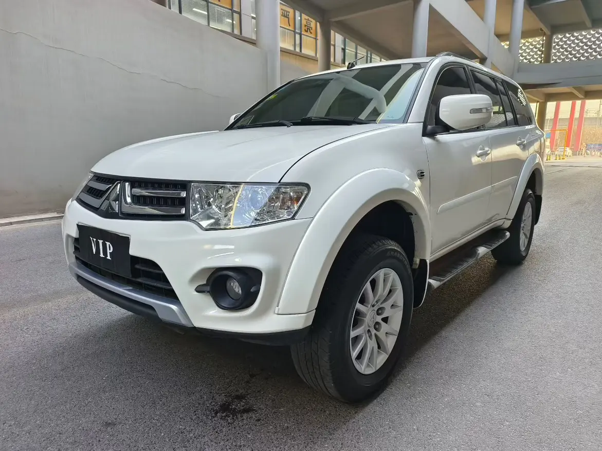 Mitsubishi Pajero Jinchang