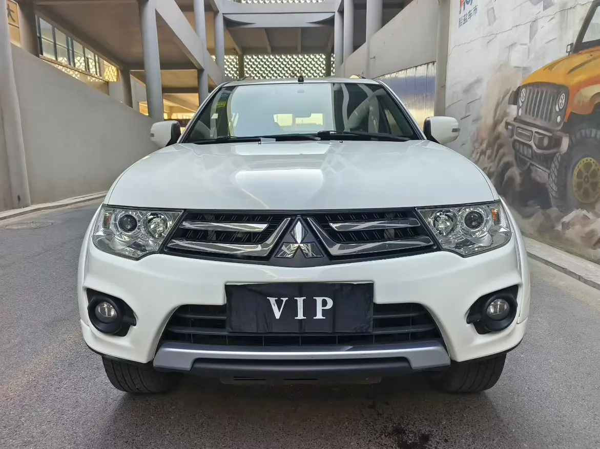 Mitsubishi Pajero Jinchang