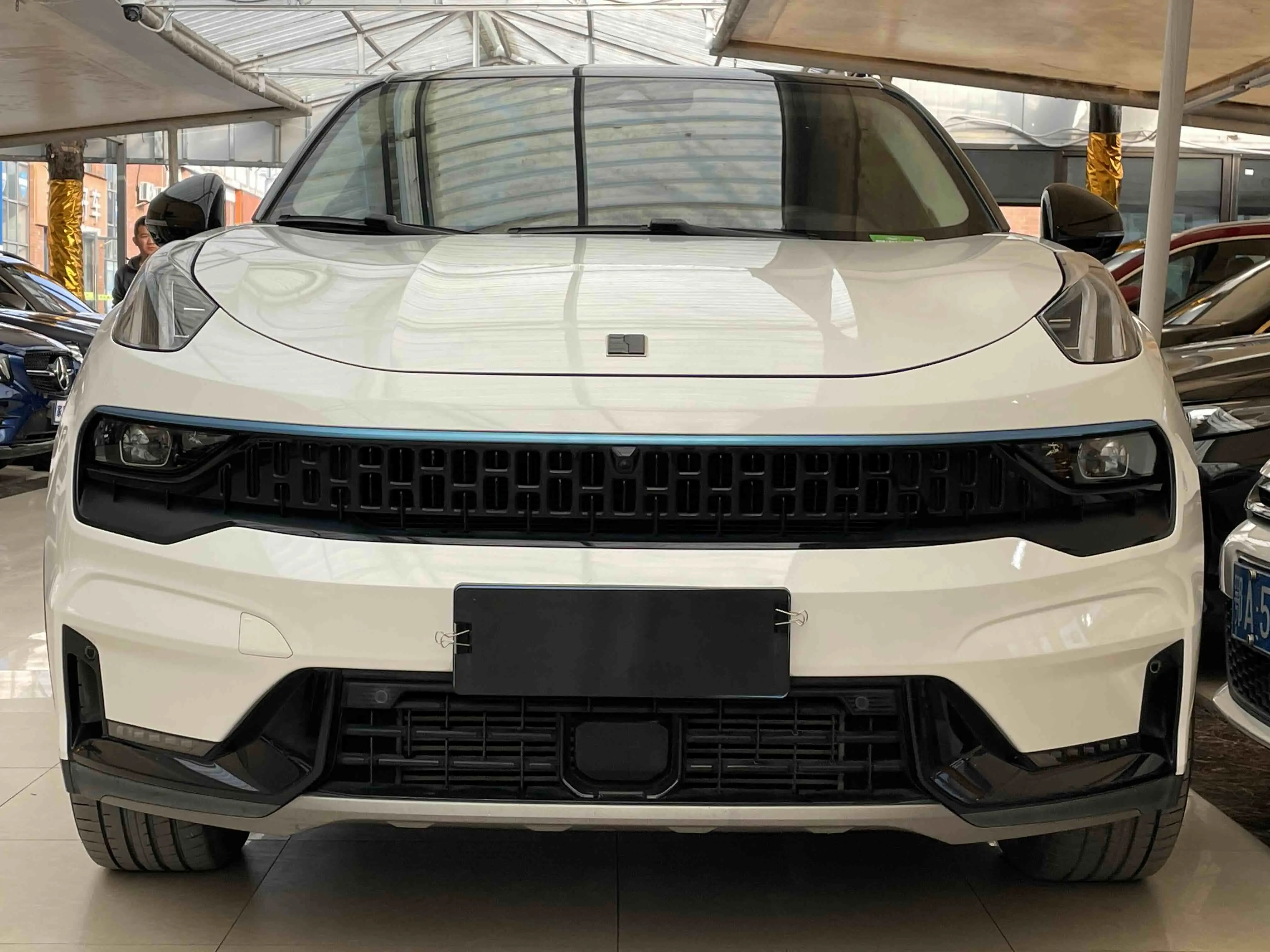 Lynk & Co 05