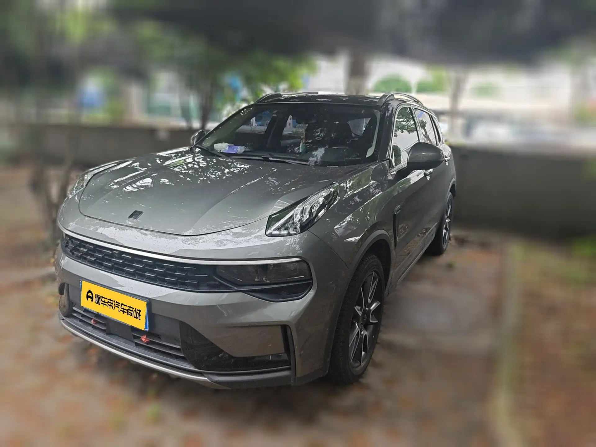 Lynk & Co 01