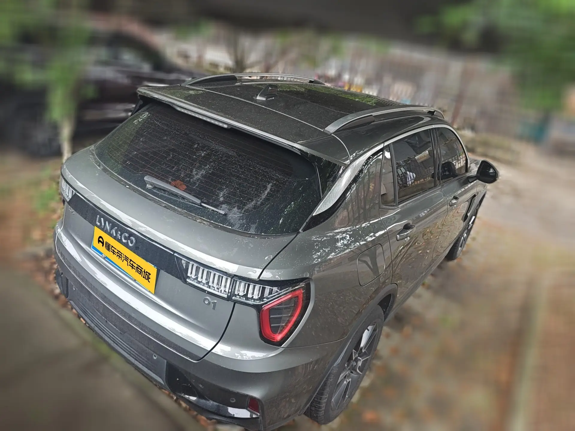 Lynk & Co 01