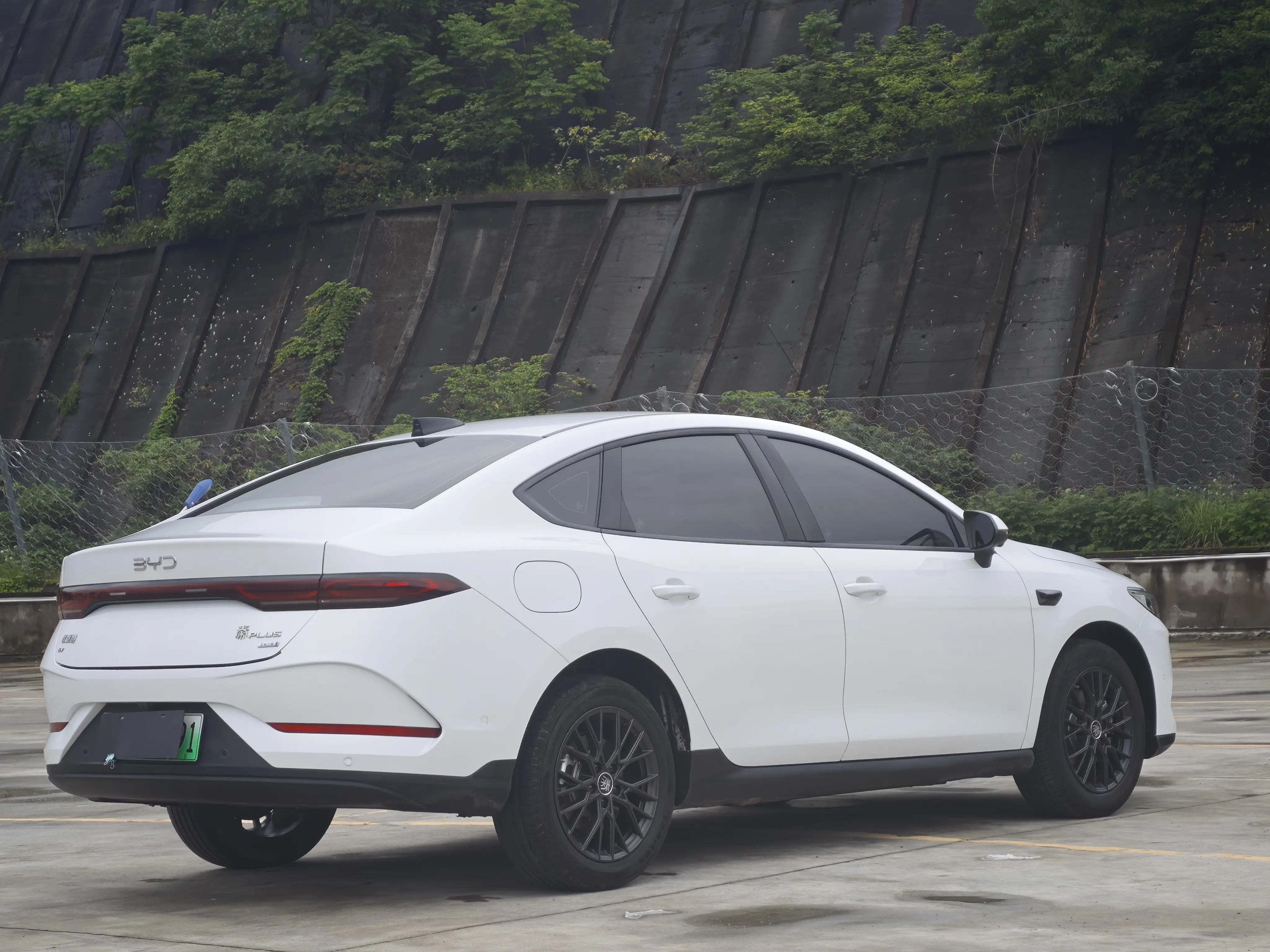 BYD Qin PLUS EV