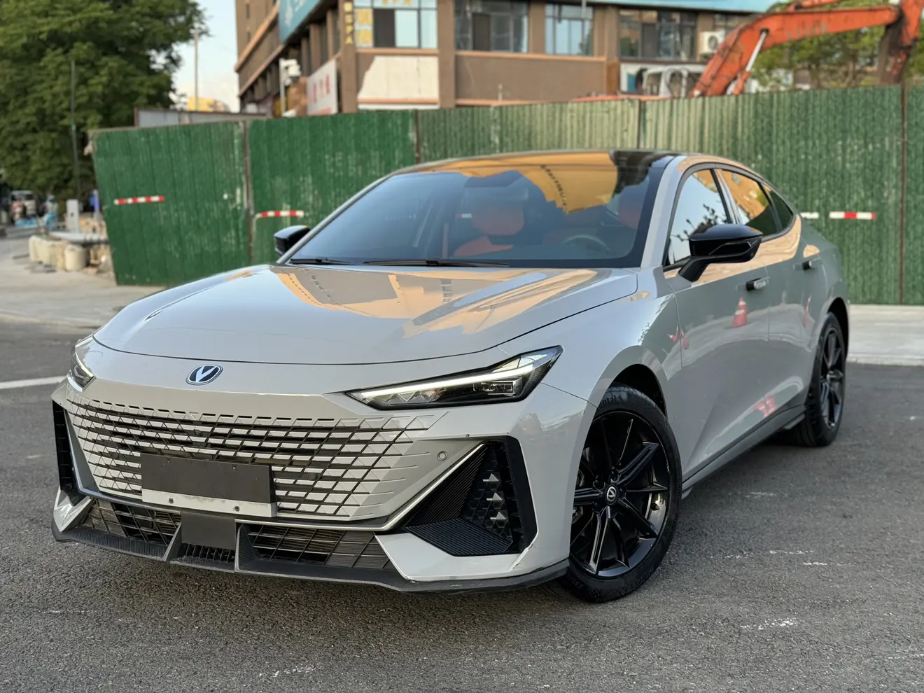 Changan UNI-V