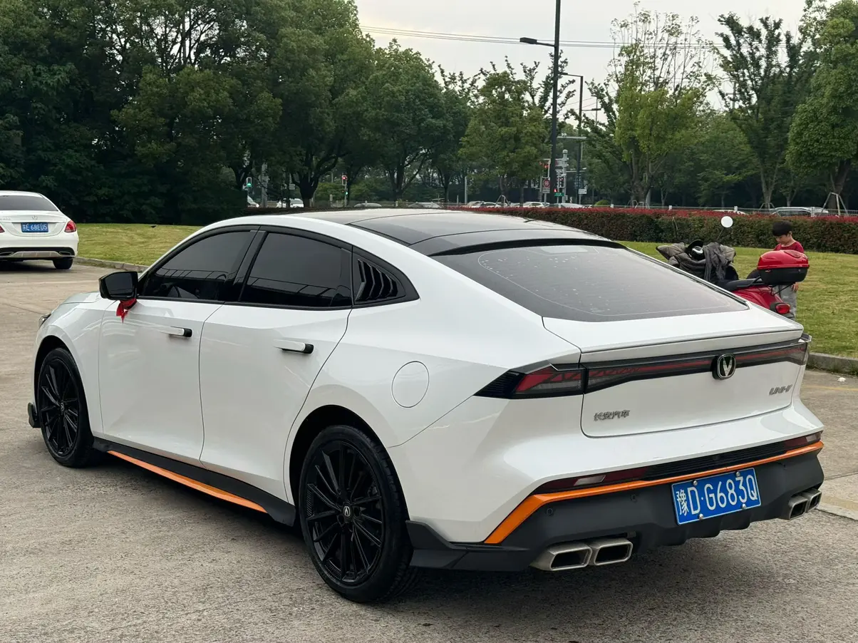 Changan UNI-V
