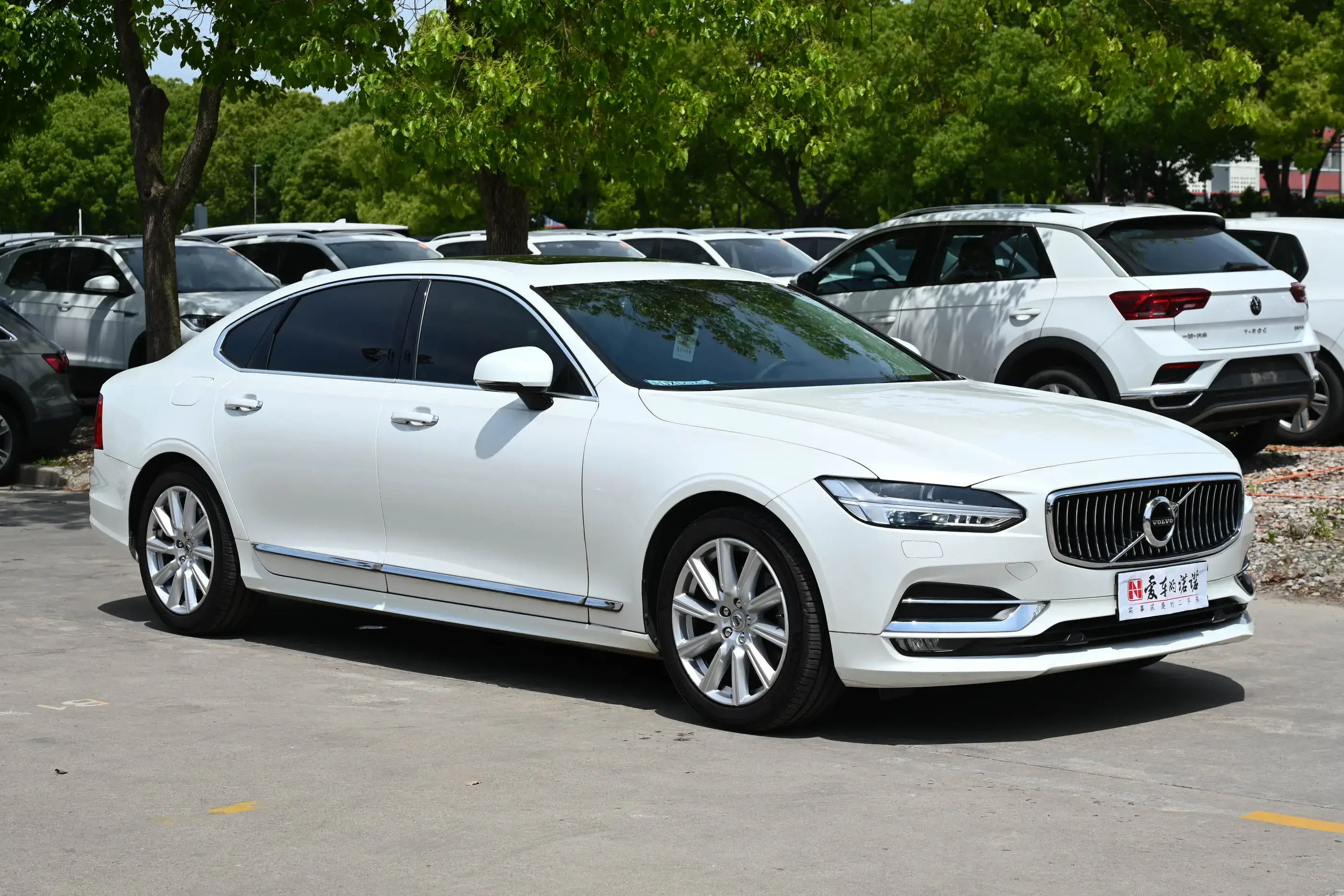 Volvo S90