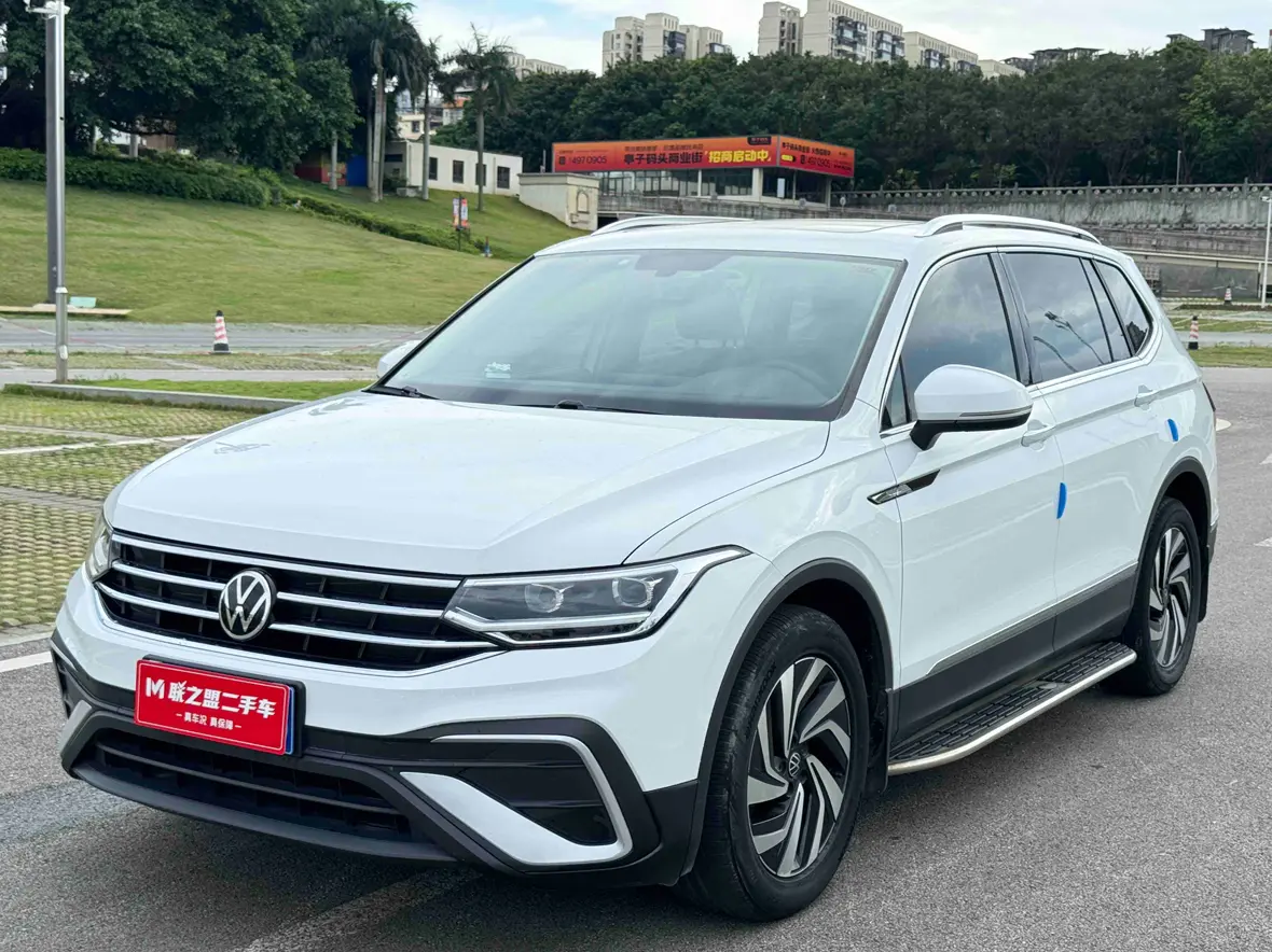 Volkswagen Tiguan L