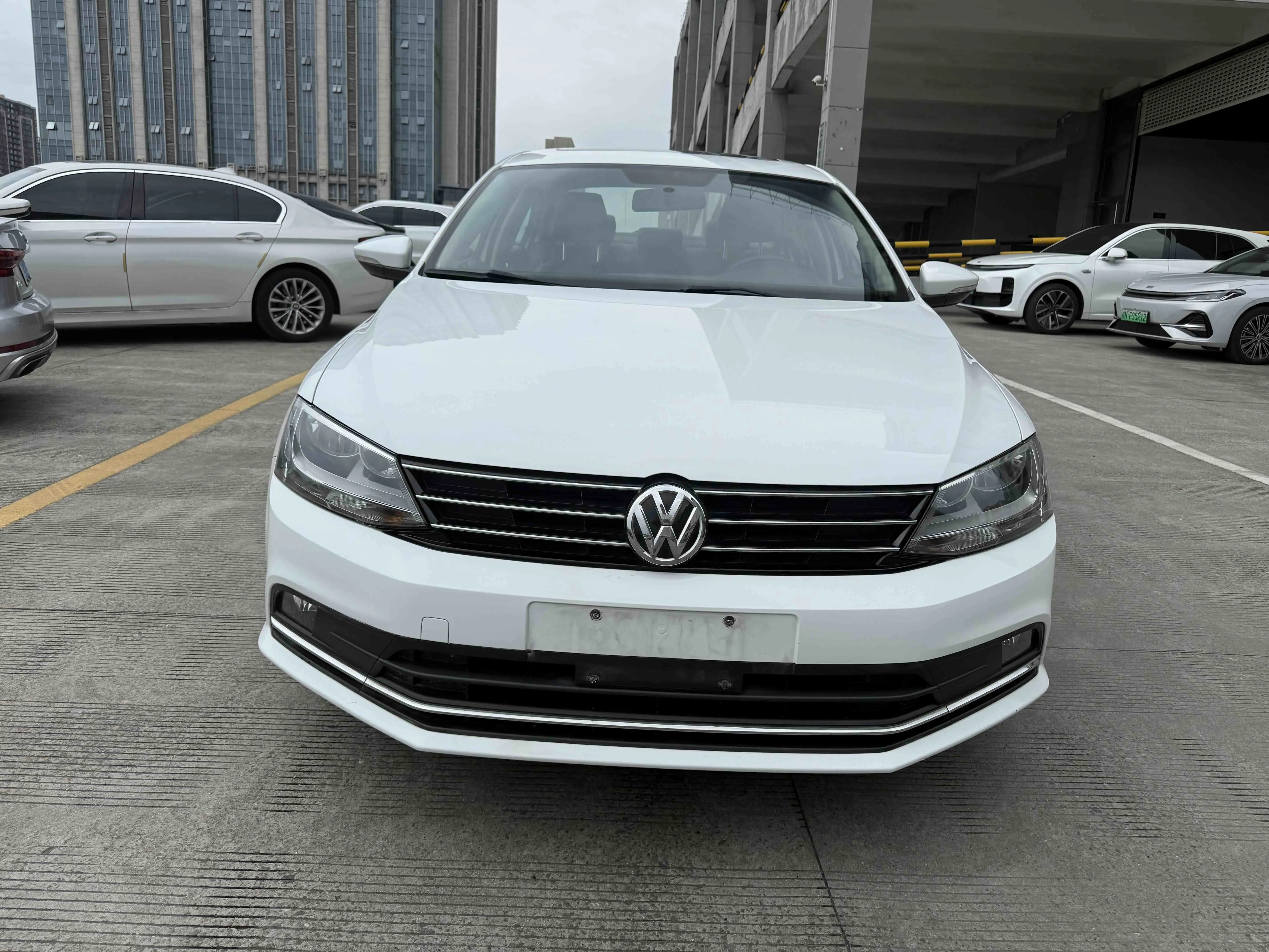 Volkswagen Sagitar