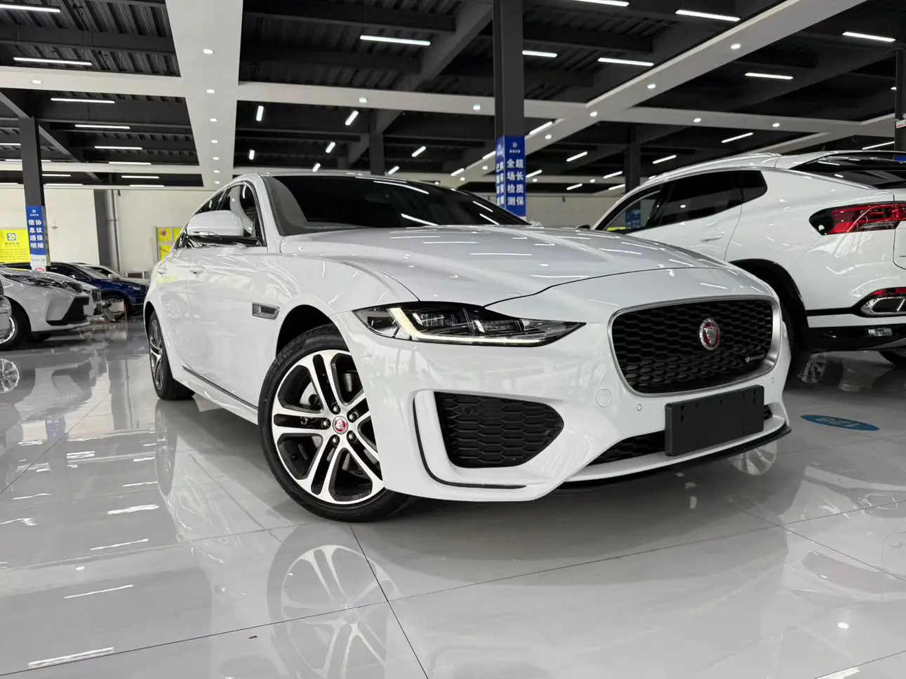 Jaguar XEL