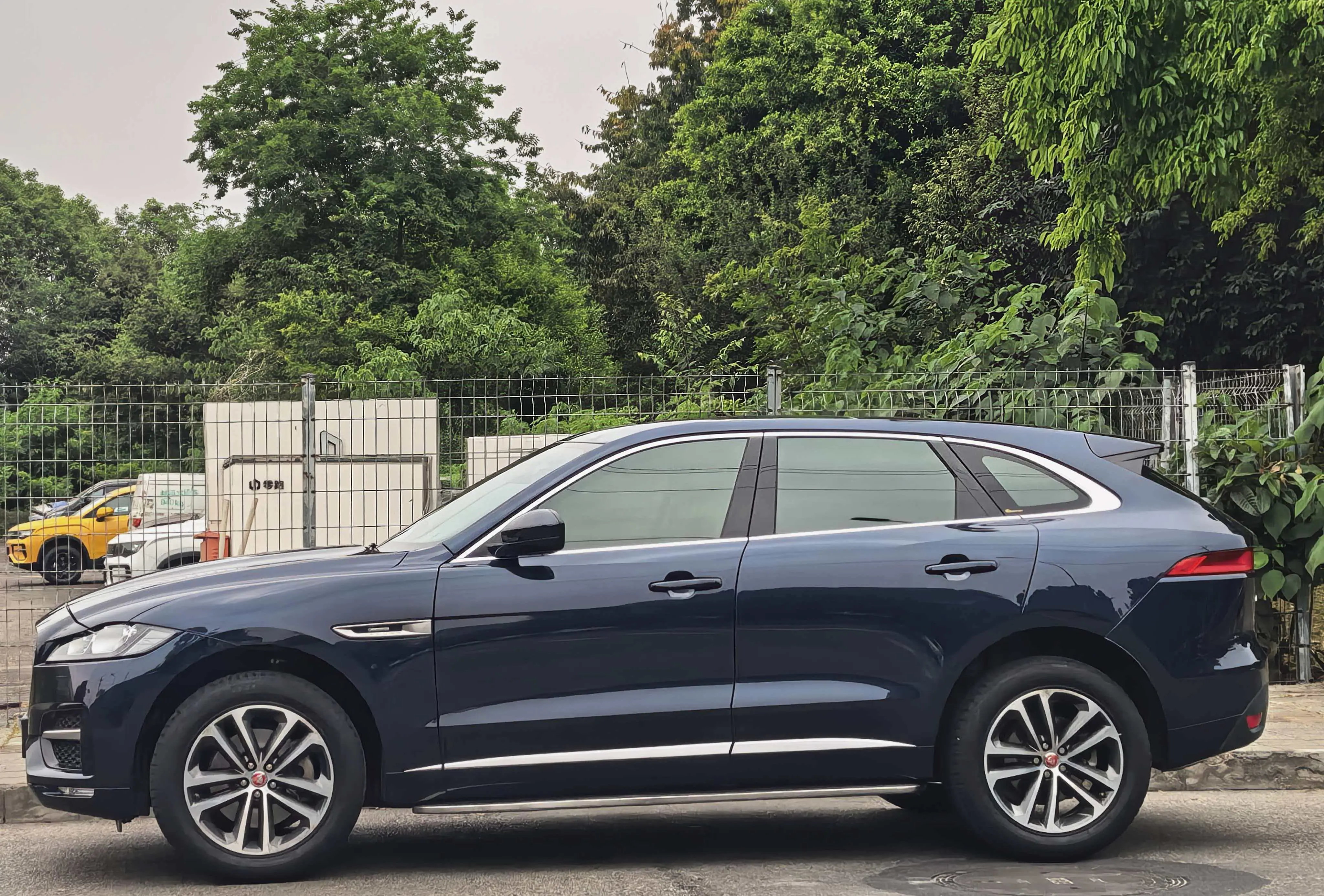 Jaguar F-PACE