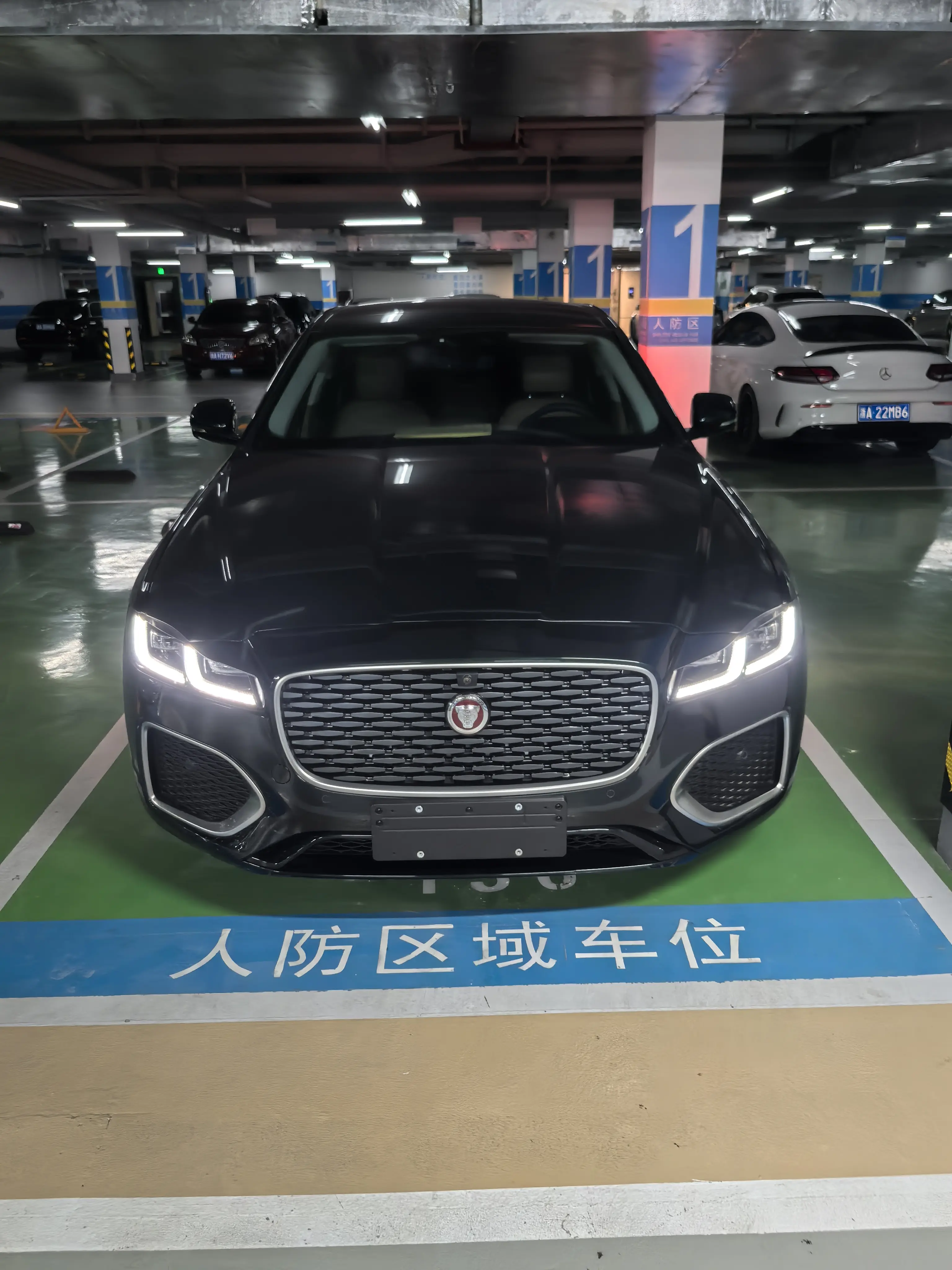 Jaguar XFL
