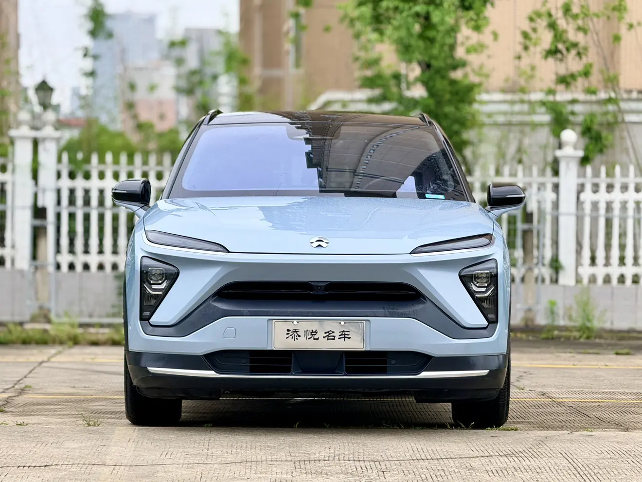 NIO ES6