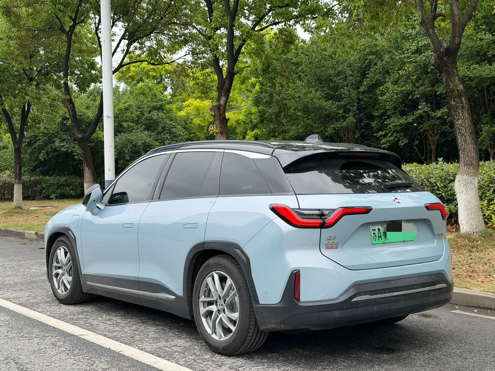 NIO ES6