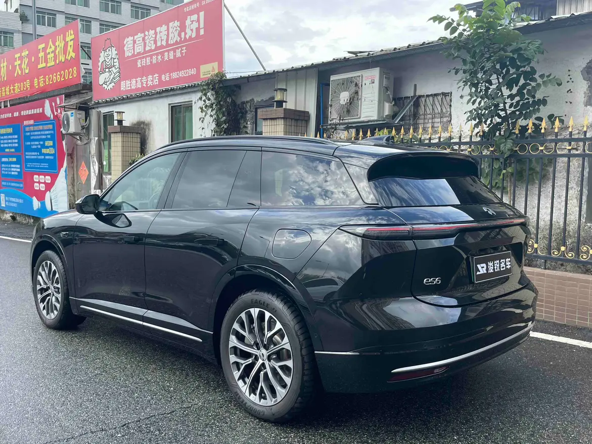 NIO ES6