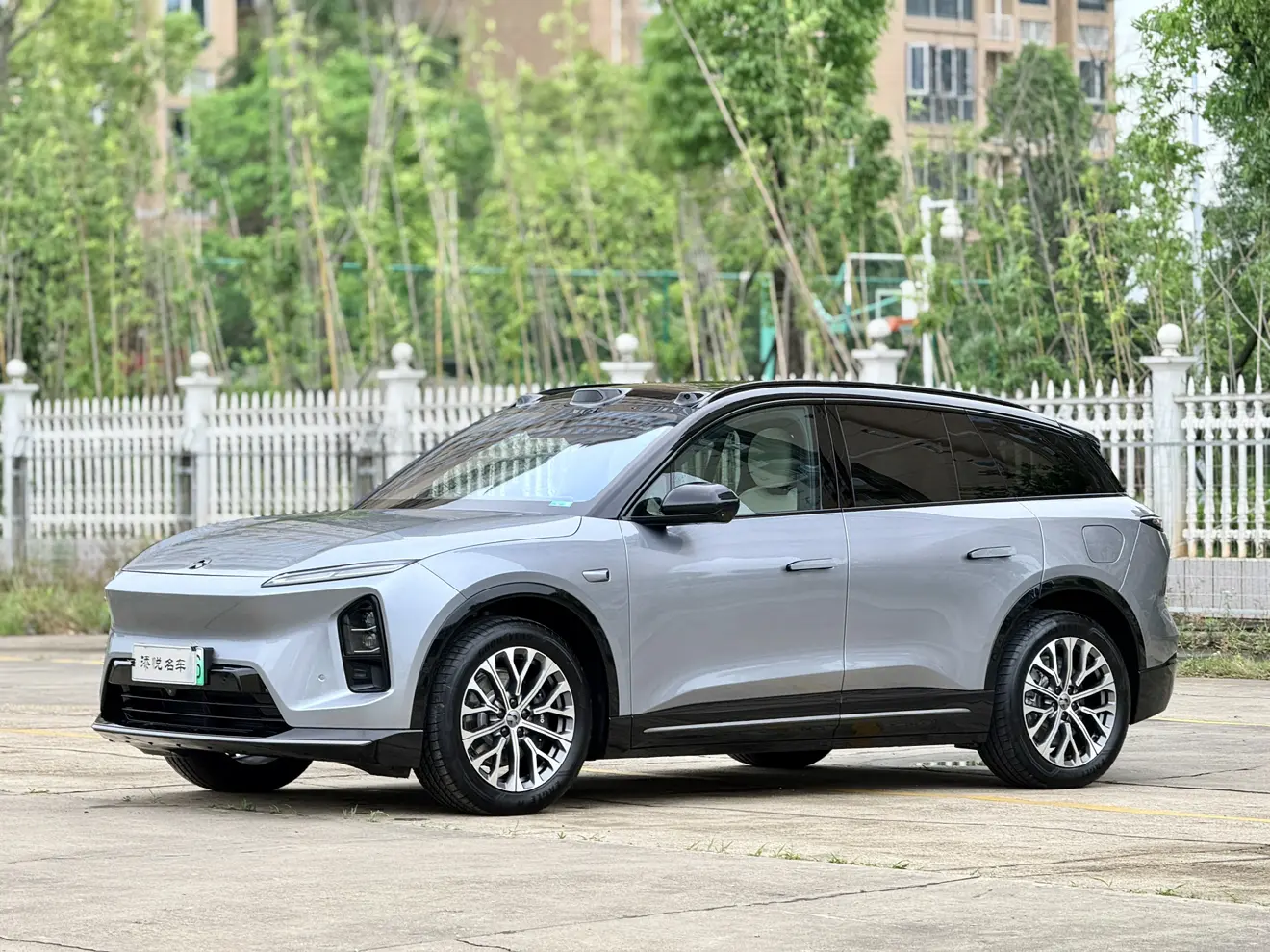 NIO ES6