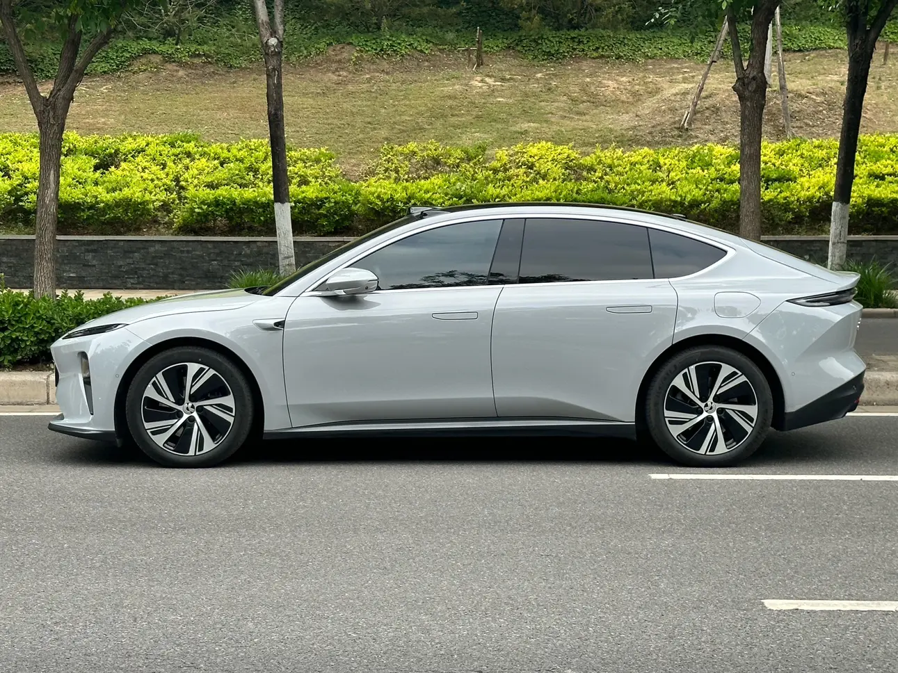 NIO ET5