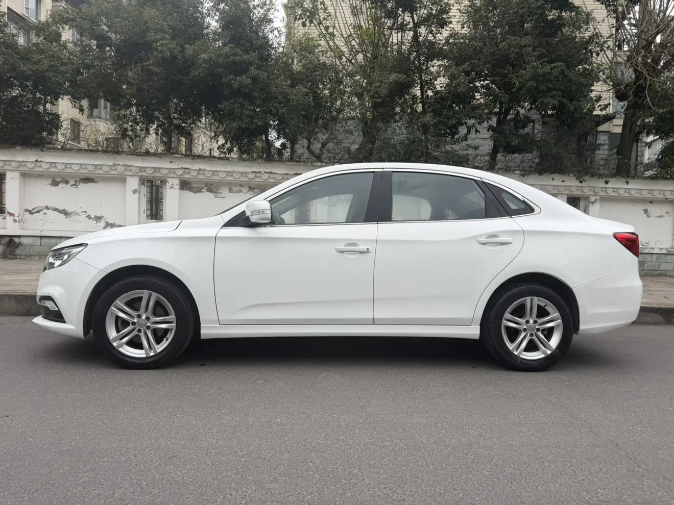 FAW Bestune B30