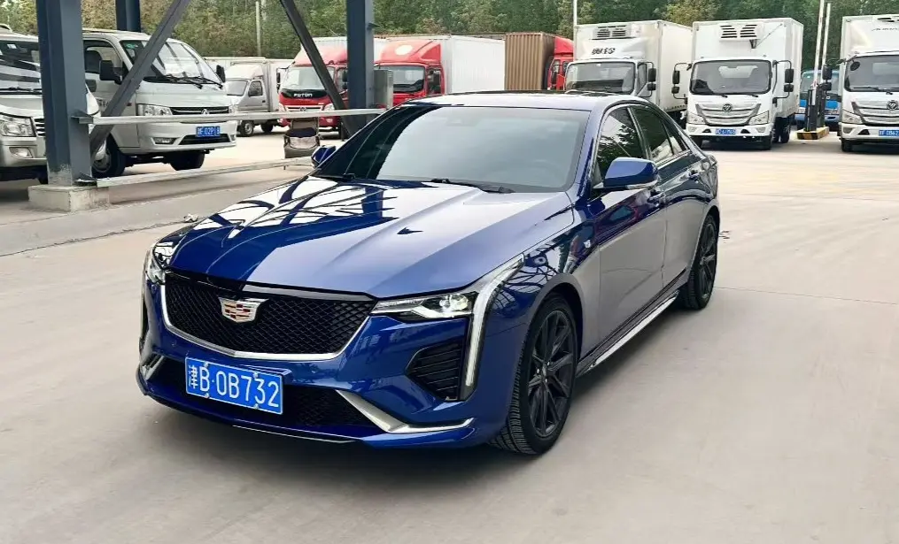 Cadillac CT4