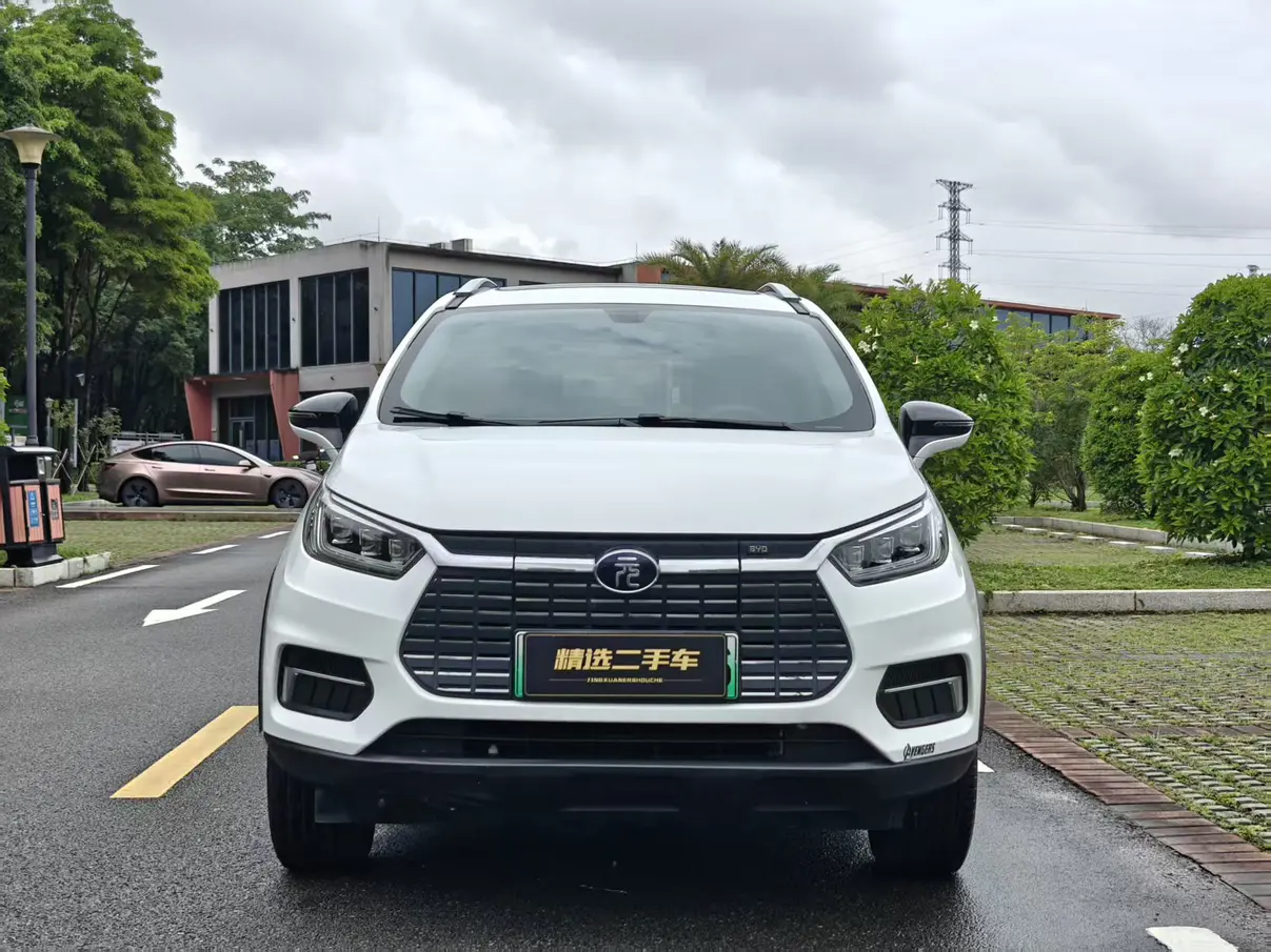 BYD Yuan EV