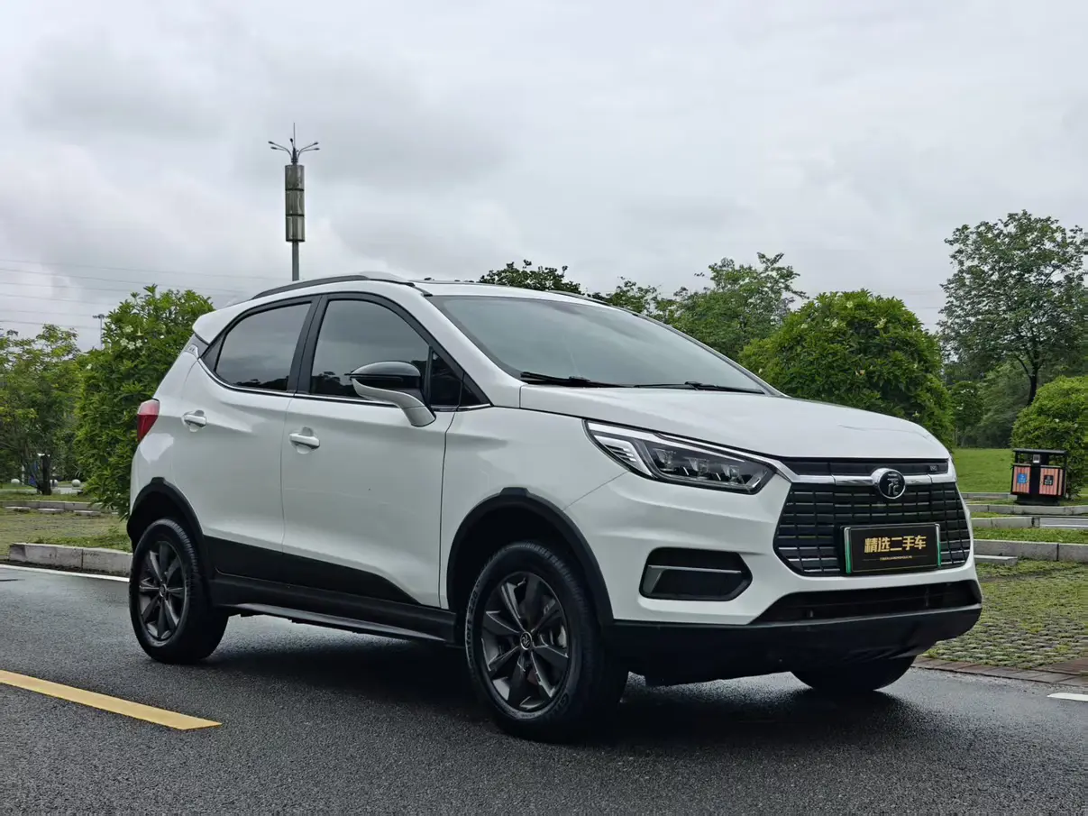 BYD Yuan EV