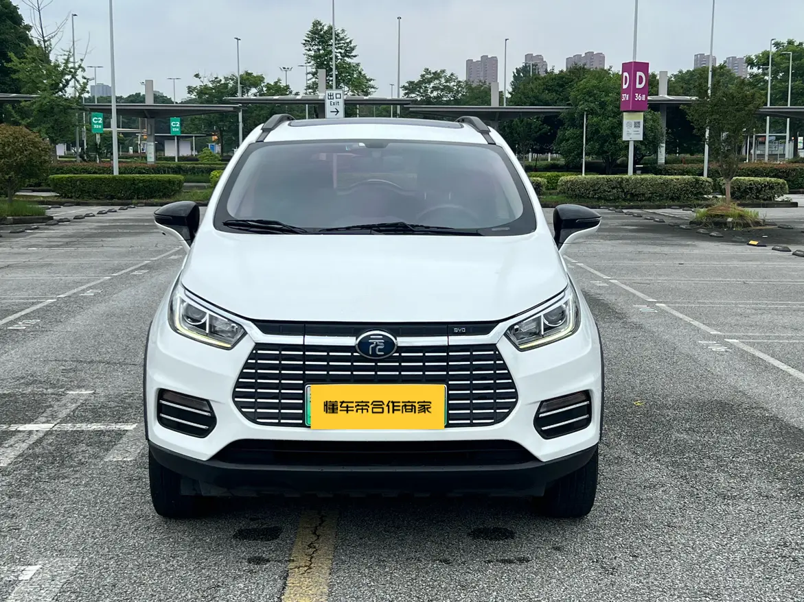 BYD Yuan EV