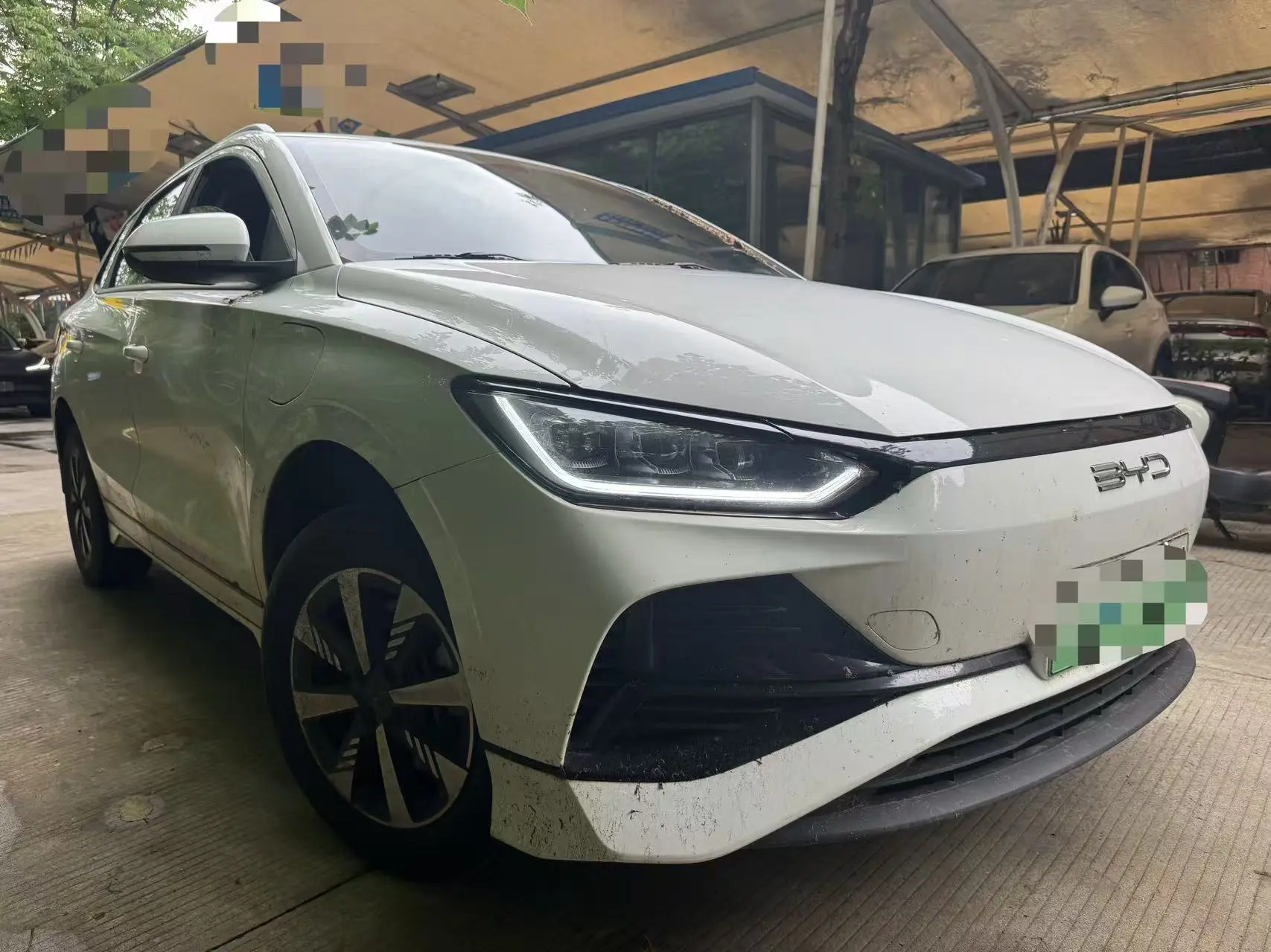BYD e2