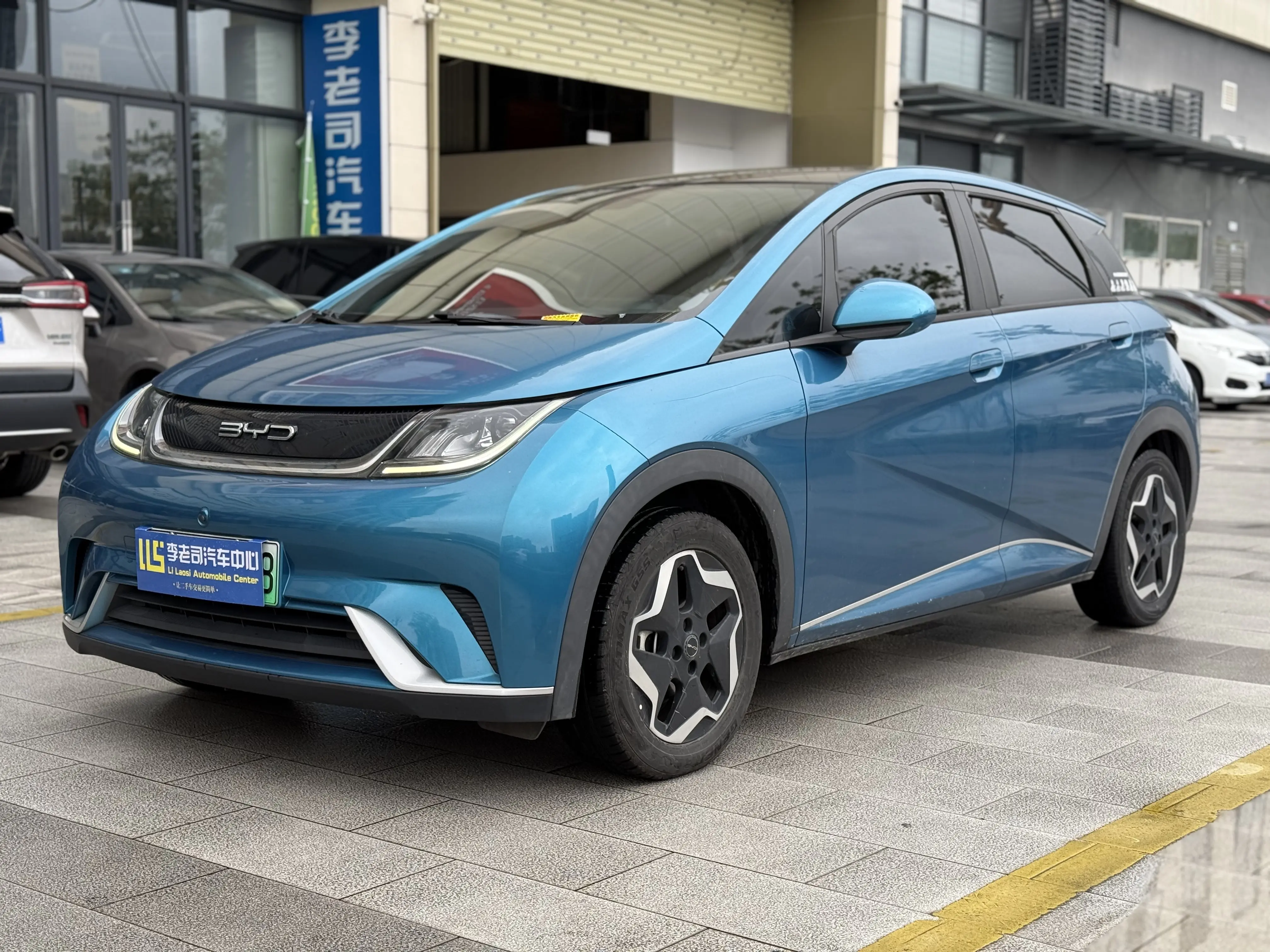 BYD Dolphin