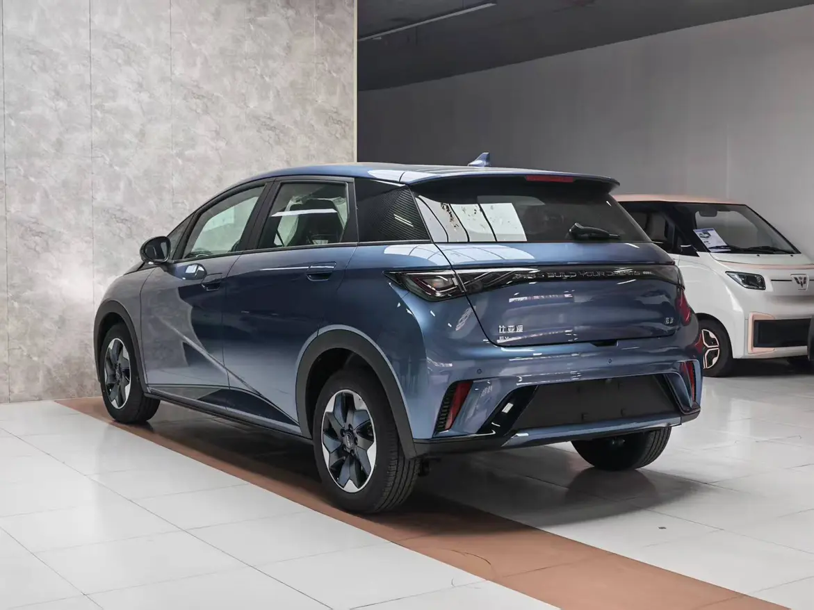 BYD Dolphin