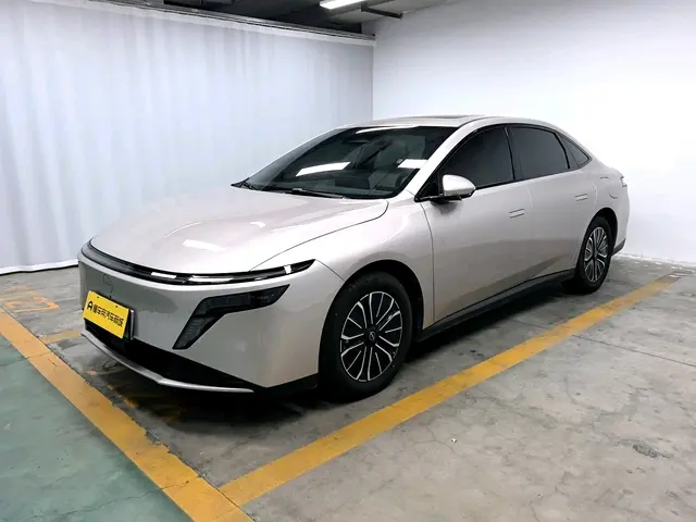 Nissan N6
