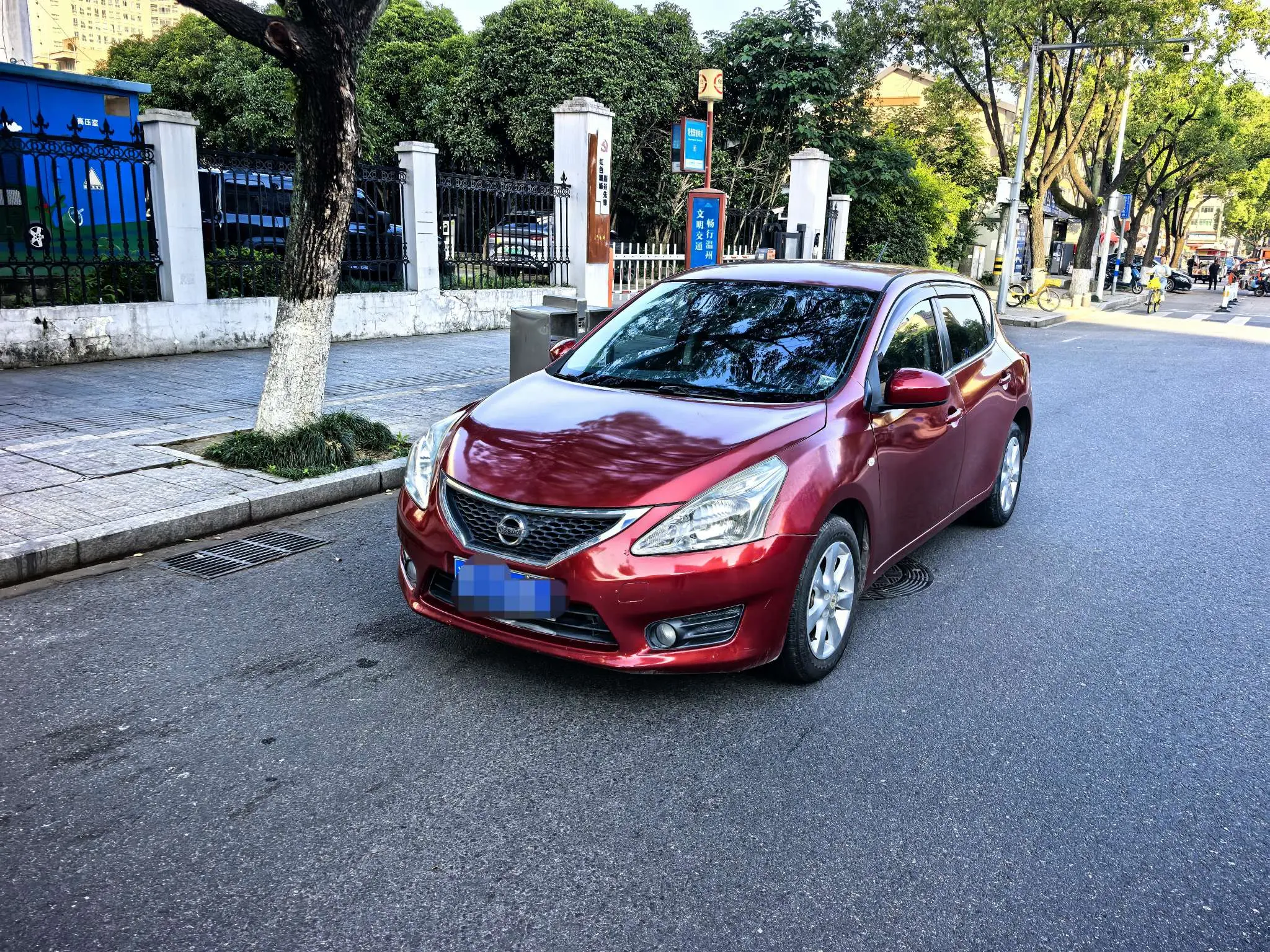 Nissan Tiida