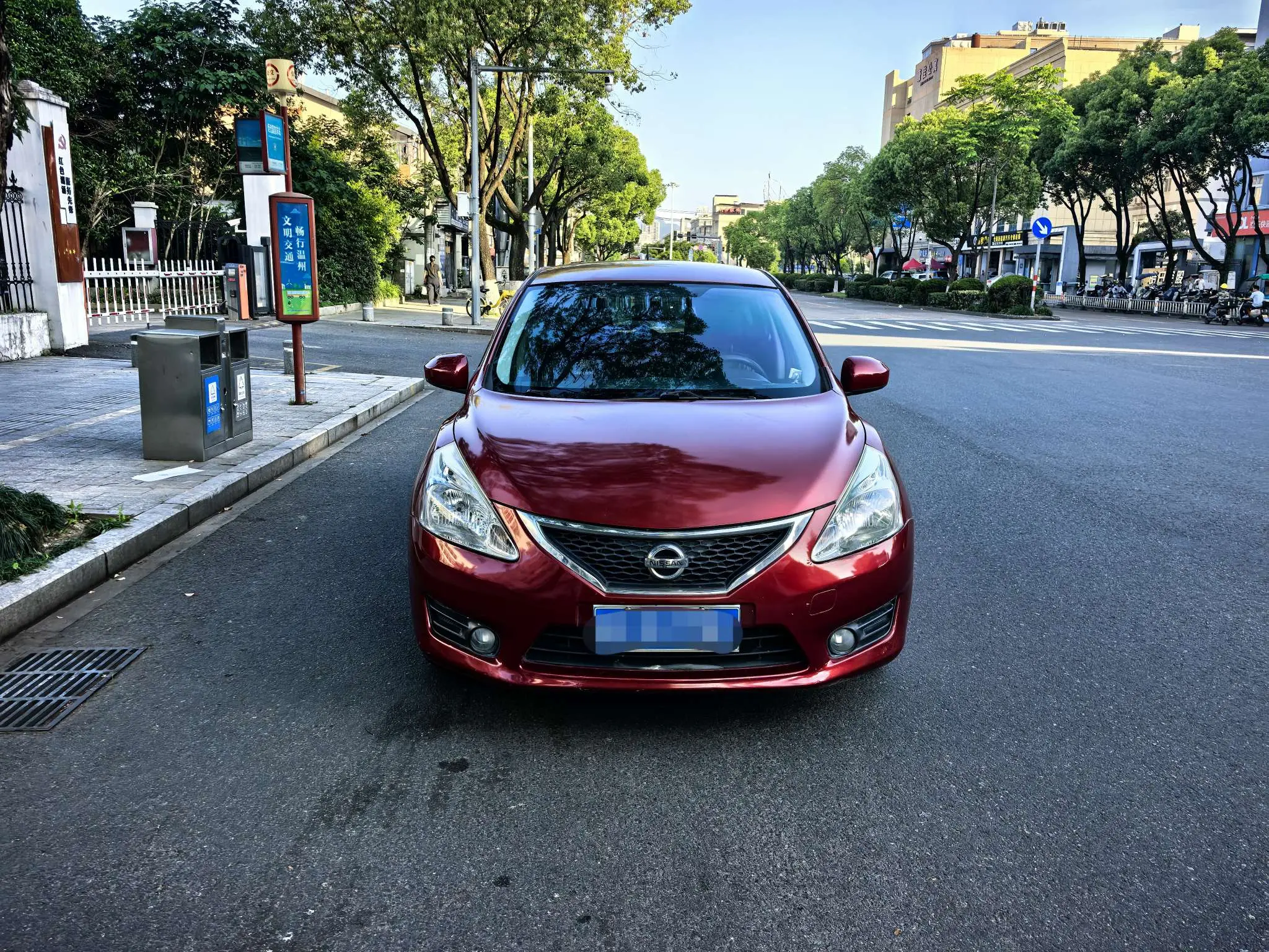 Nissan Tiida