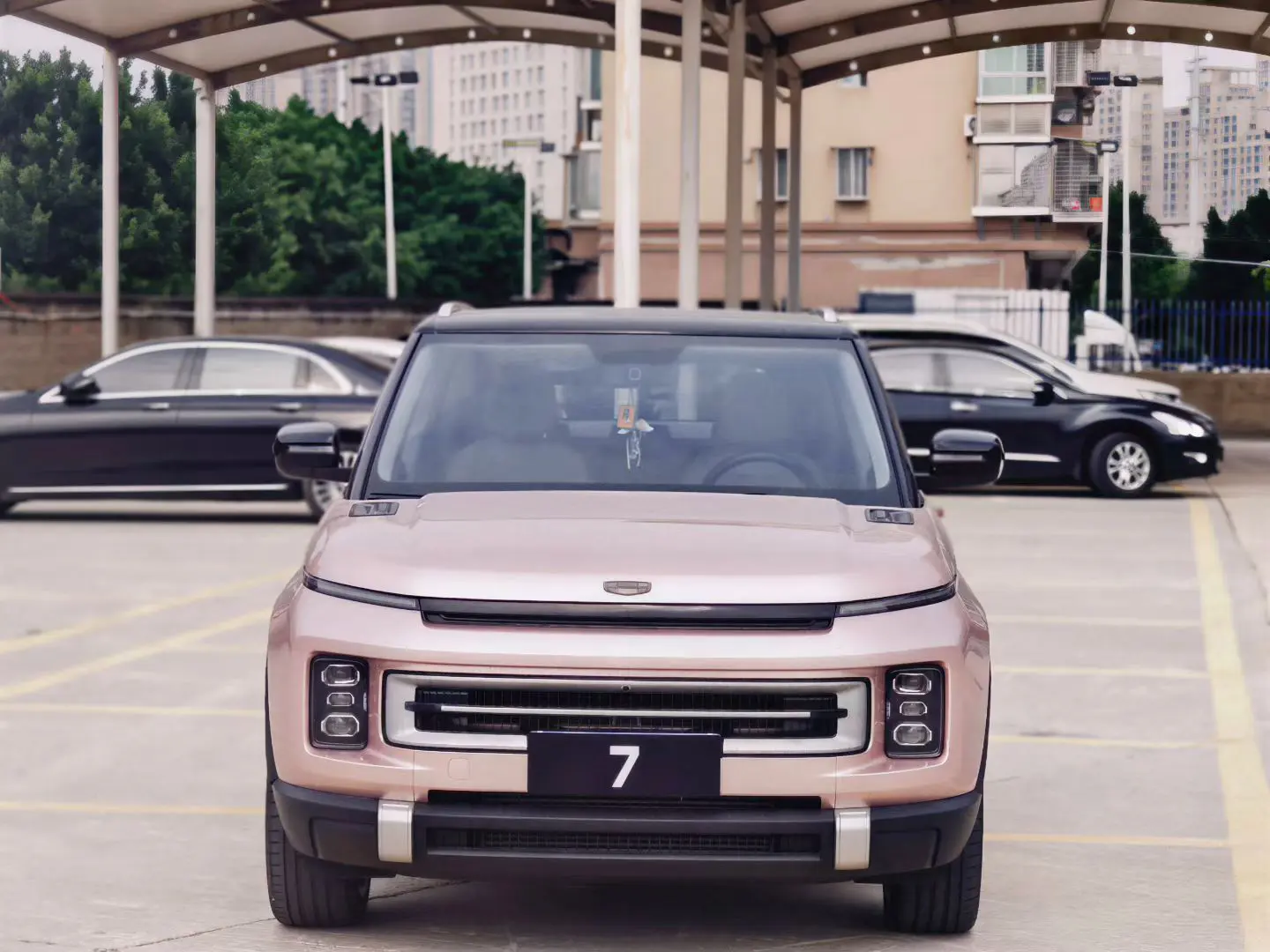 Geely ICON