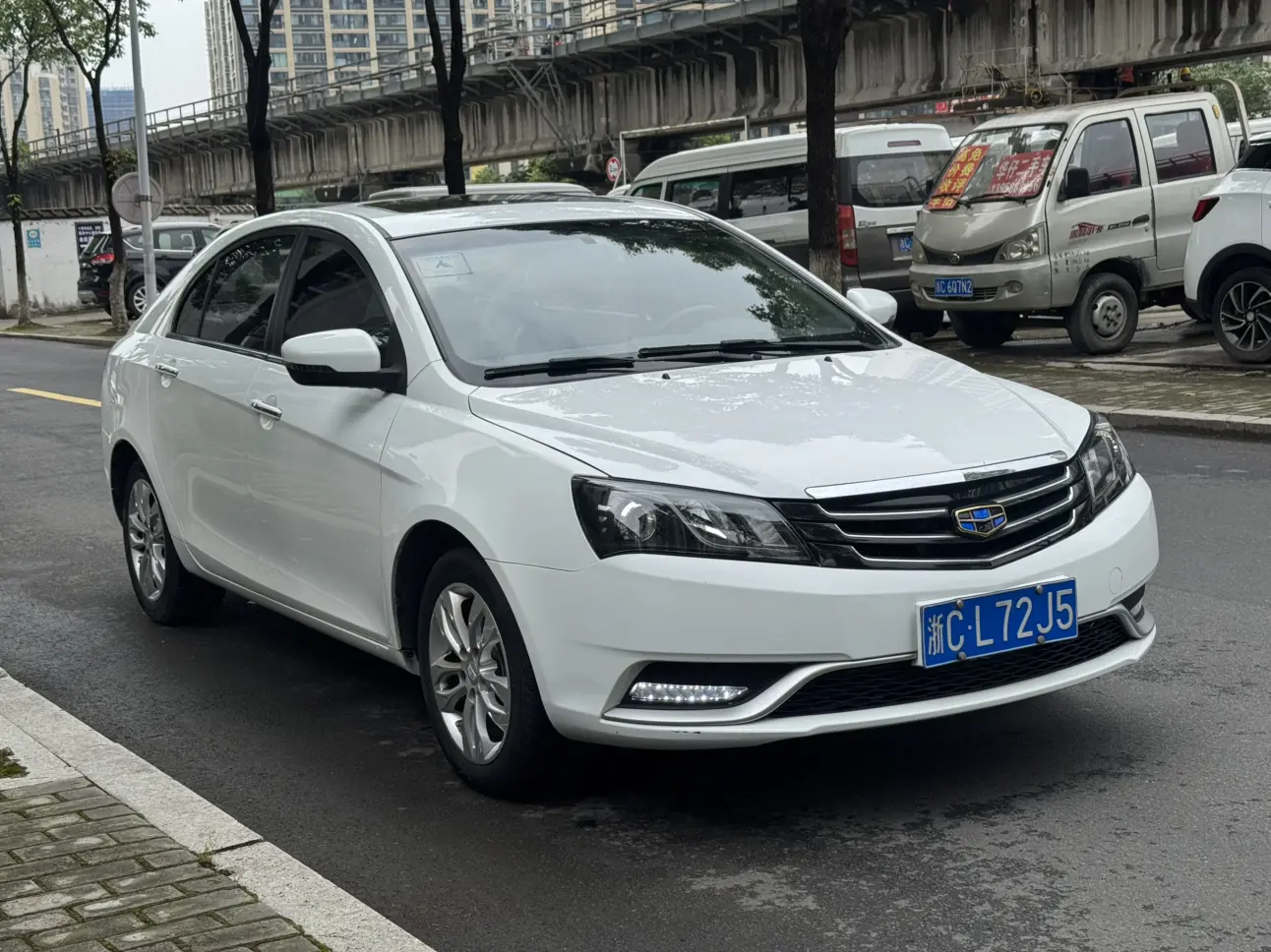 Geely emgrand