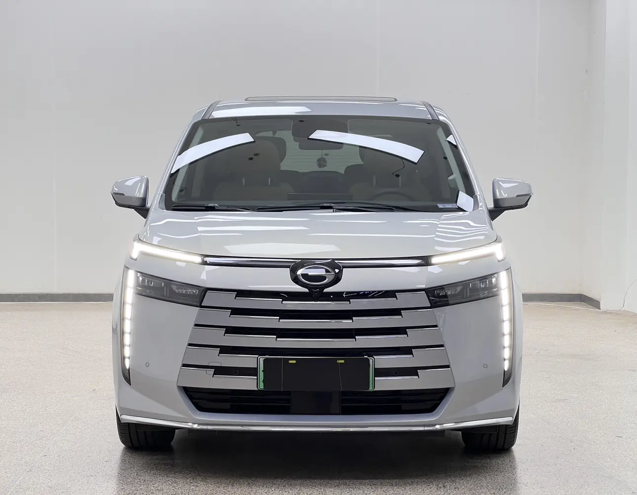 GAC Trumpchi E8 PHEV