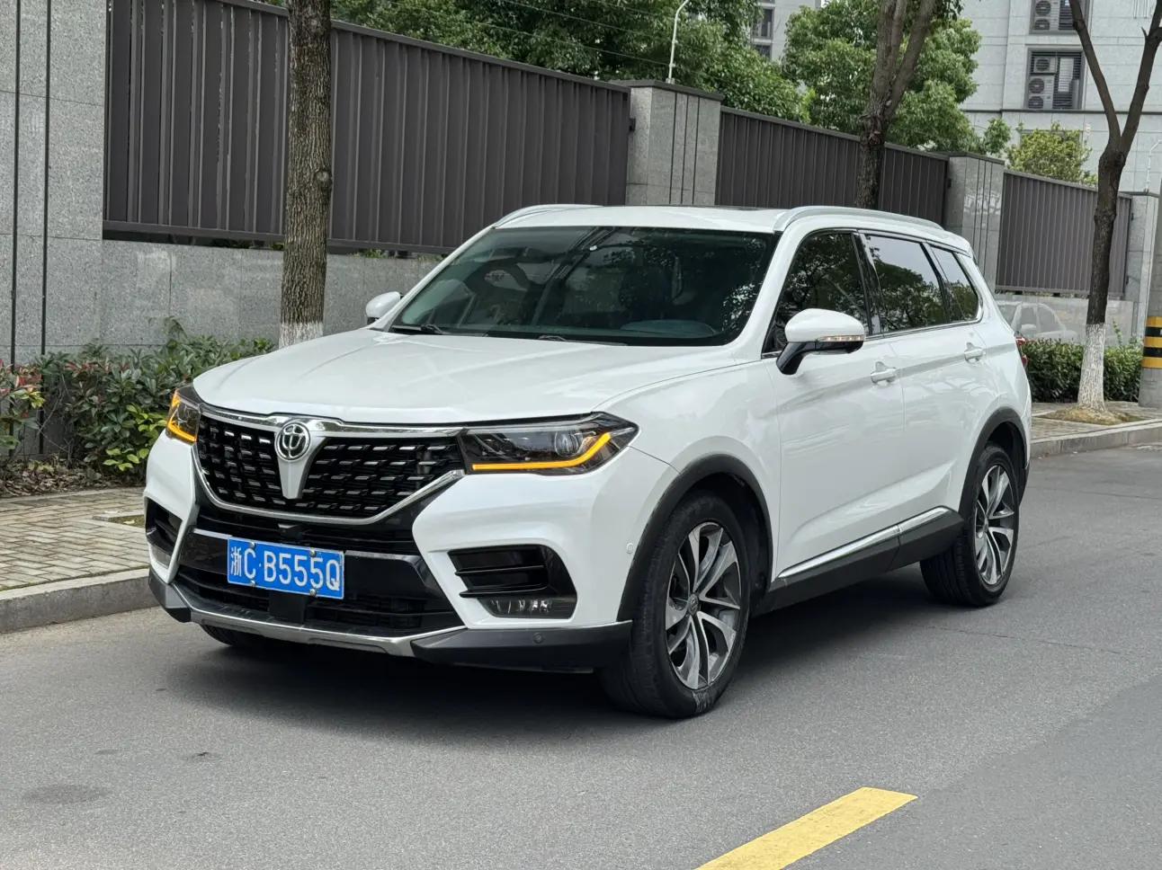 Brilliance Zhonghua V7