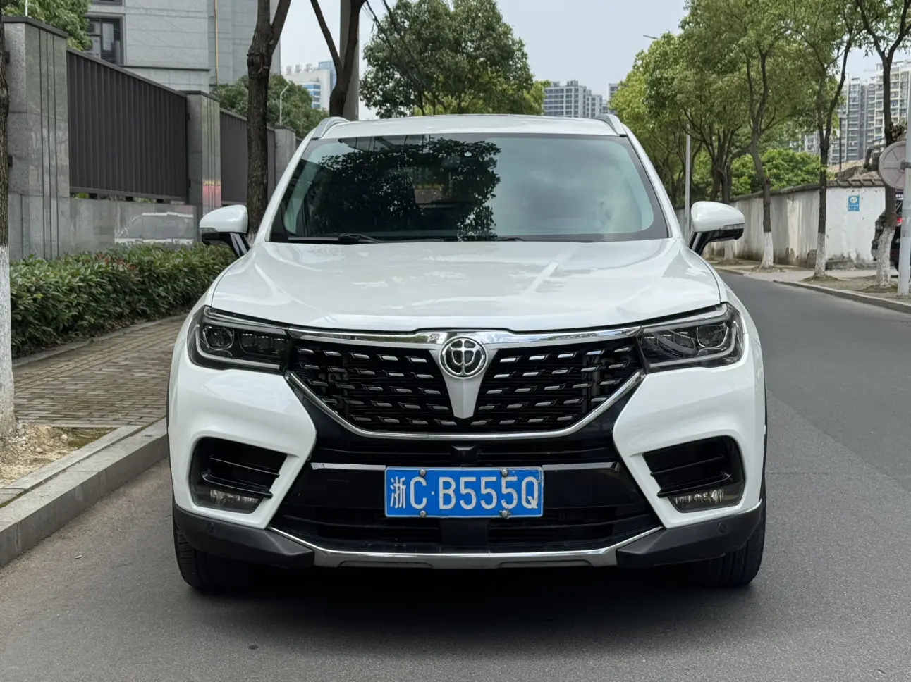 Brilliance Zhonghua V7