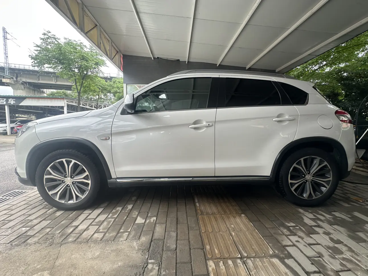 Peugeot 4008
