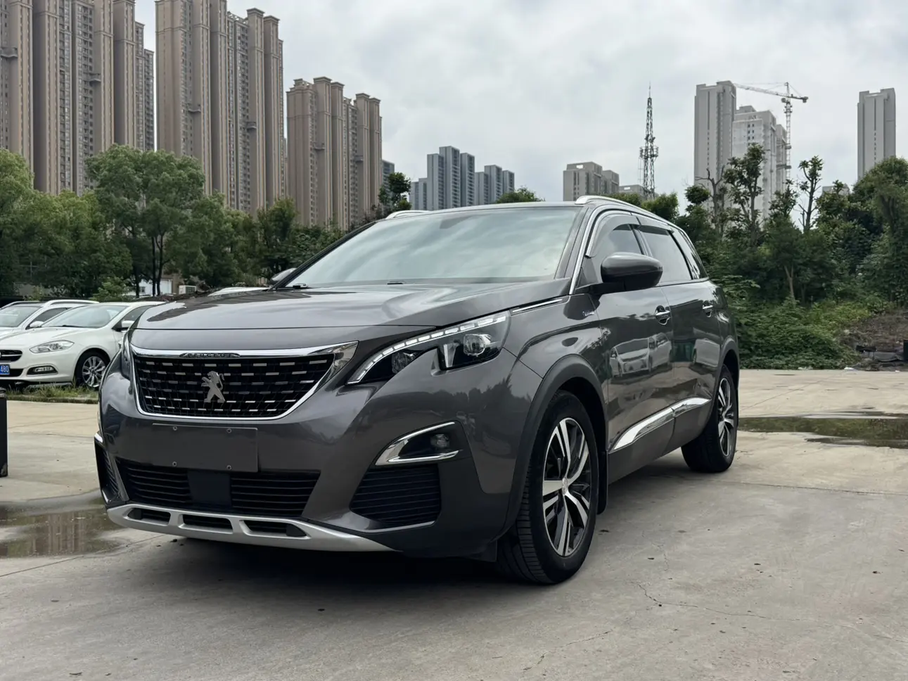 Peugeot 5008