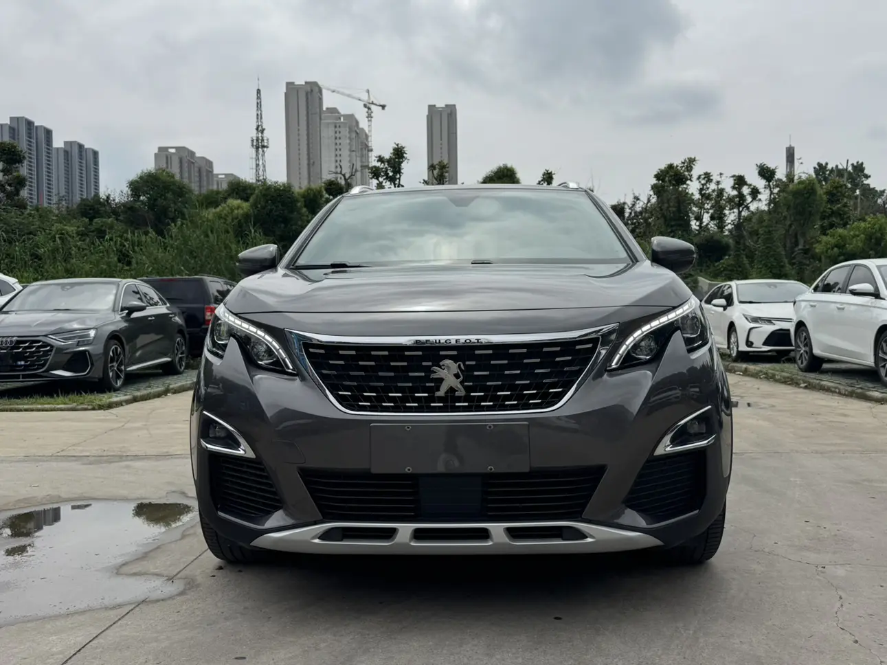 Peugeot 5008