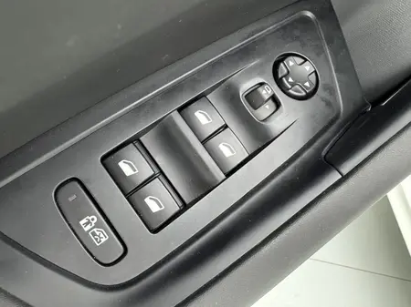 catalog-car-25