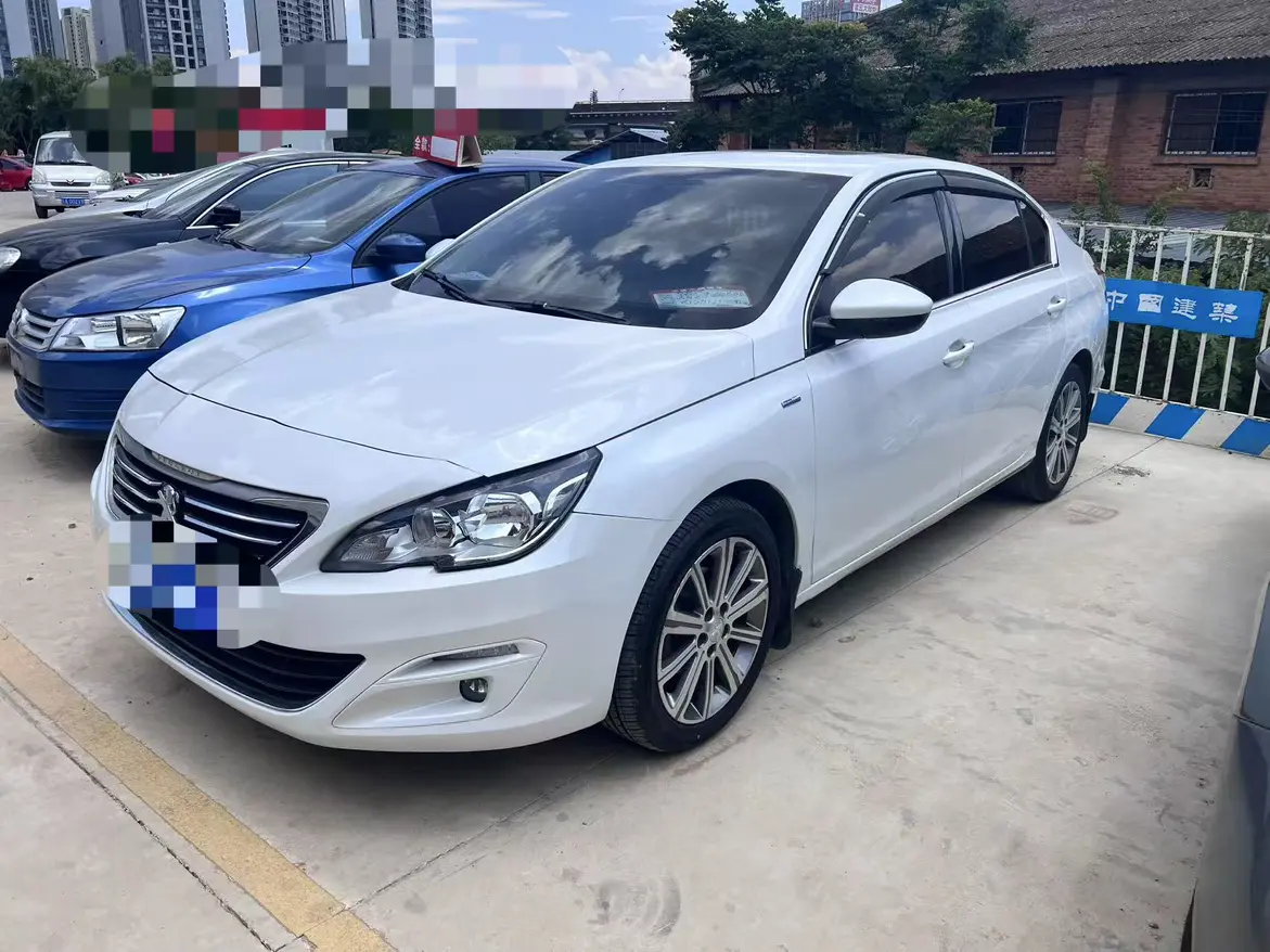 Peugeot 408