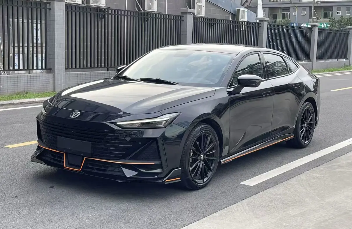 Changan UNI-V