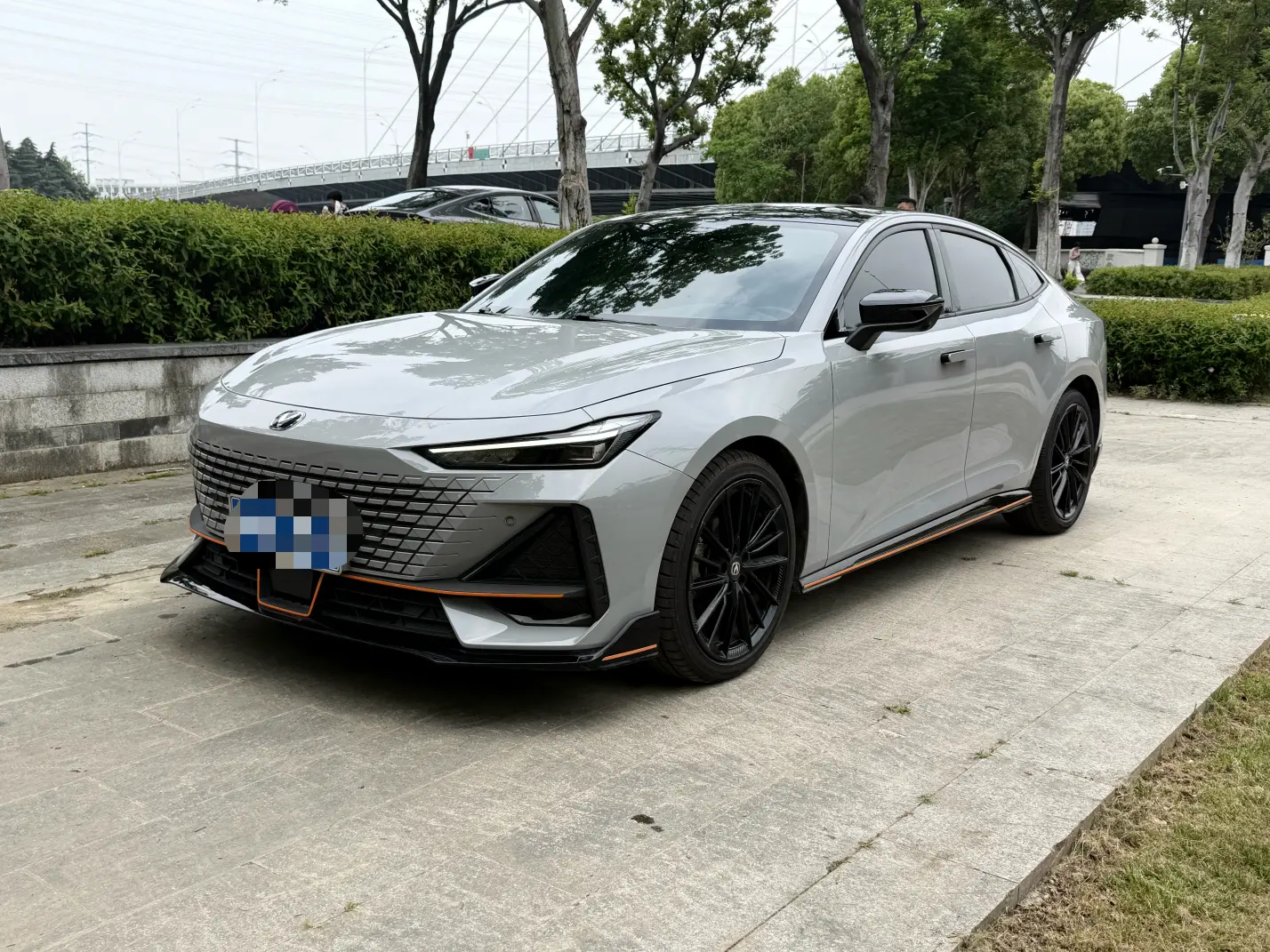 Changan UNI-V