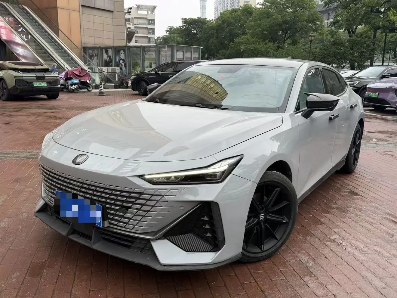 Changan UNI-V